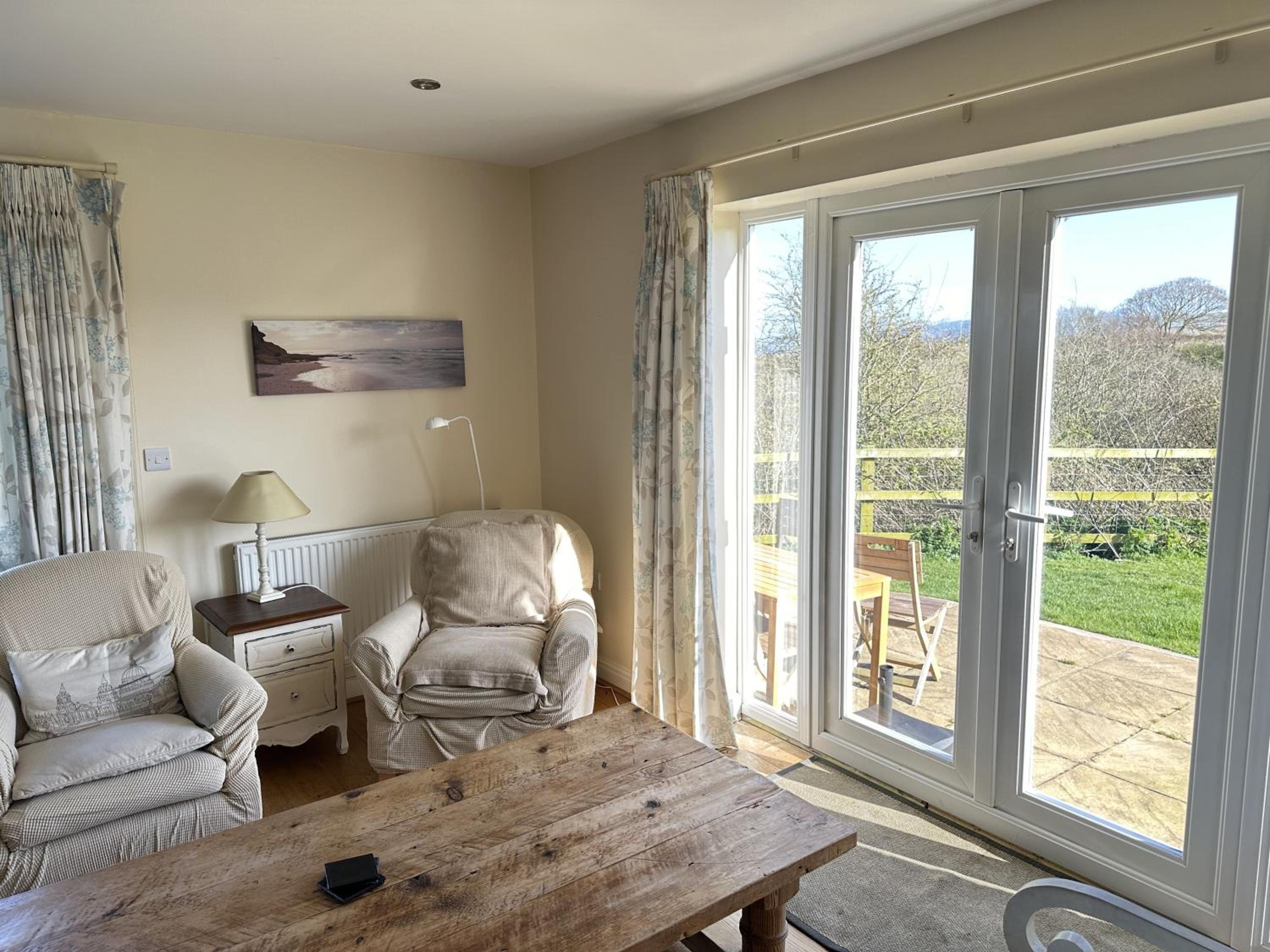 Sunrise View - Balcony and Seaview - Part of the The Bay Filey Holiday Village with pool, gym and direct beach access, pub, restaurant, tennis and meadows