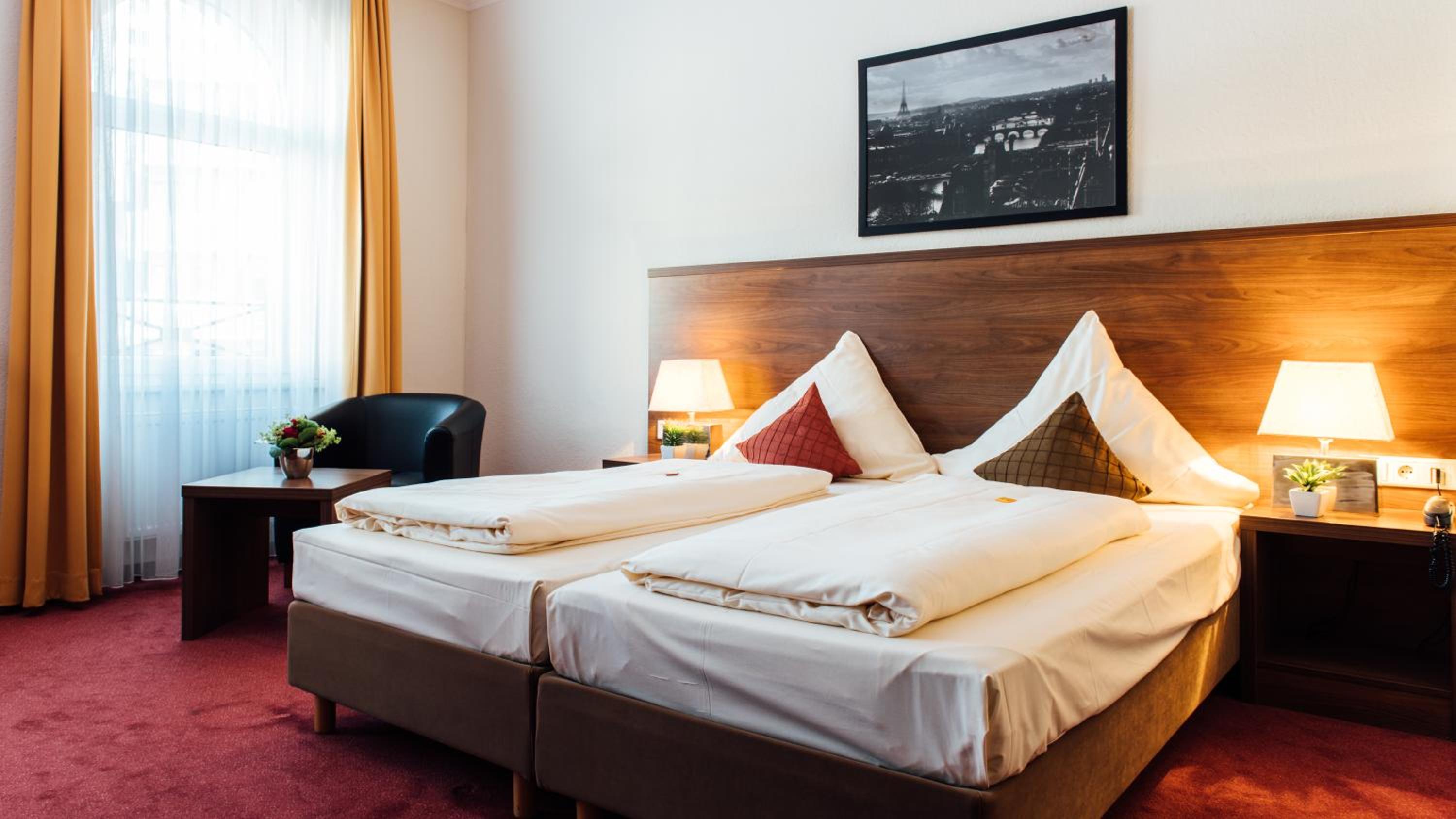 Wuppertal Vacations - Arcade Hotel - Property Image 2