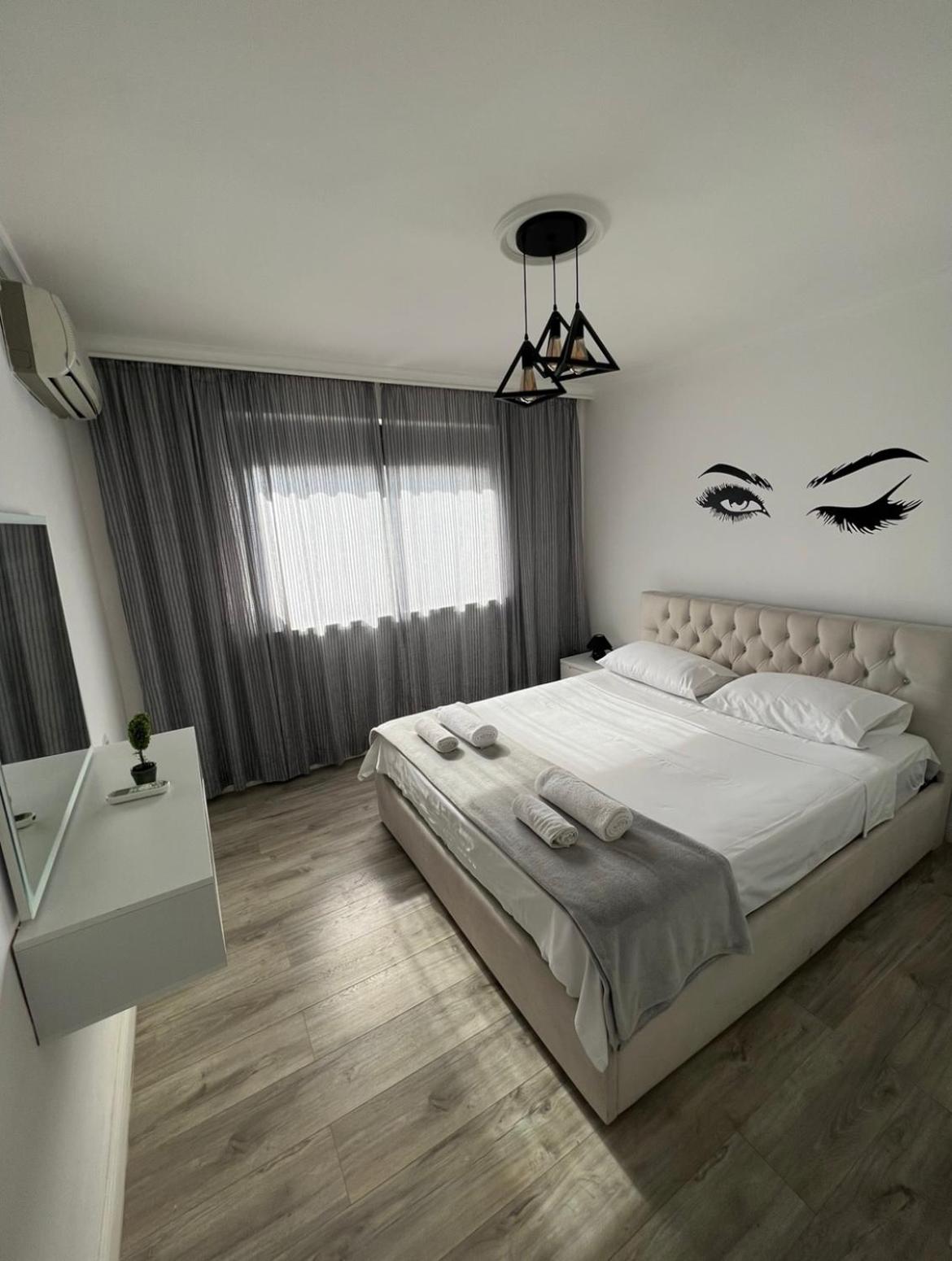 Apartament in Tirana,Qender