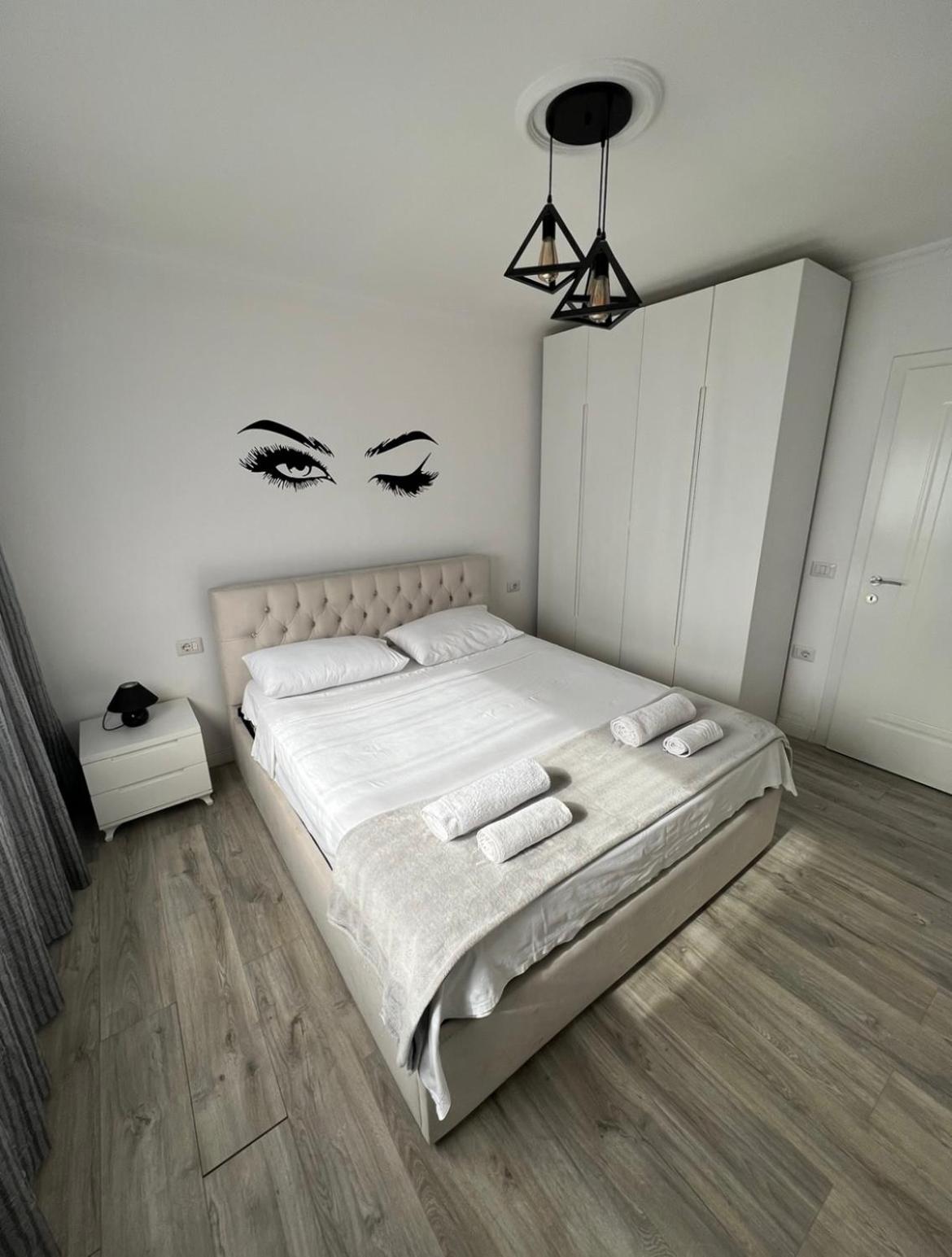 Apartament in Tirana,Qender