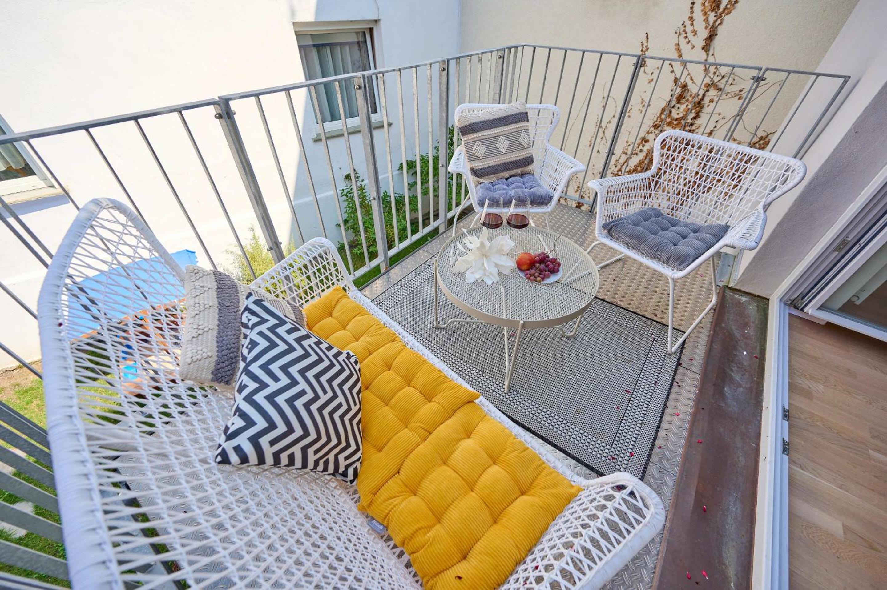 balance & terrace