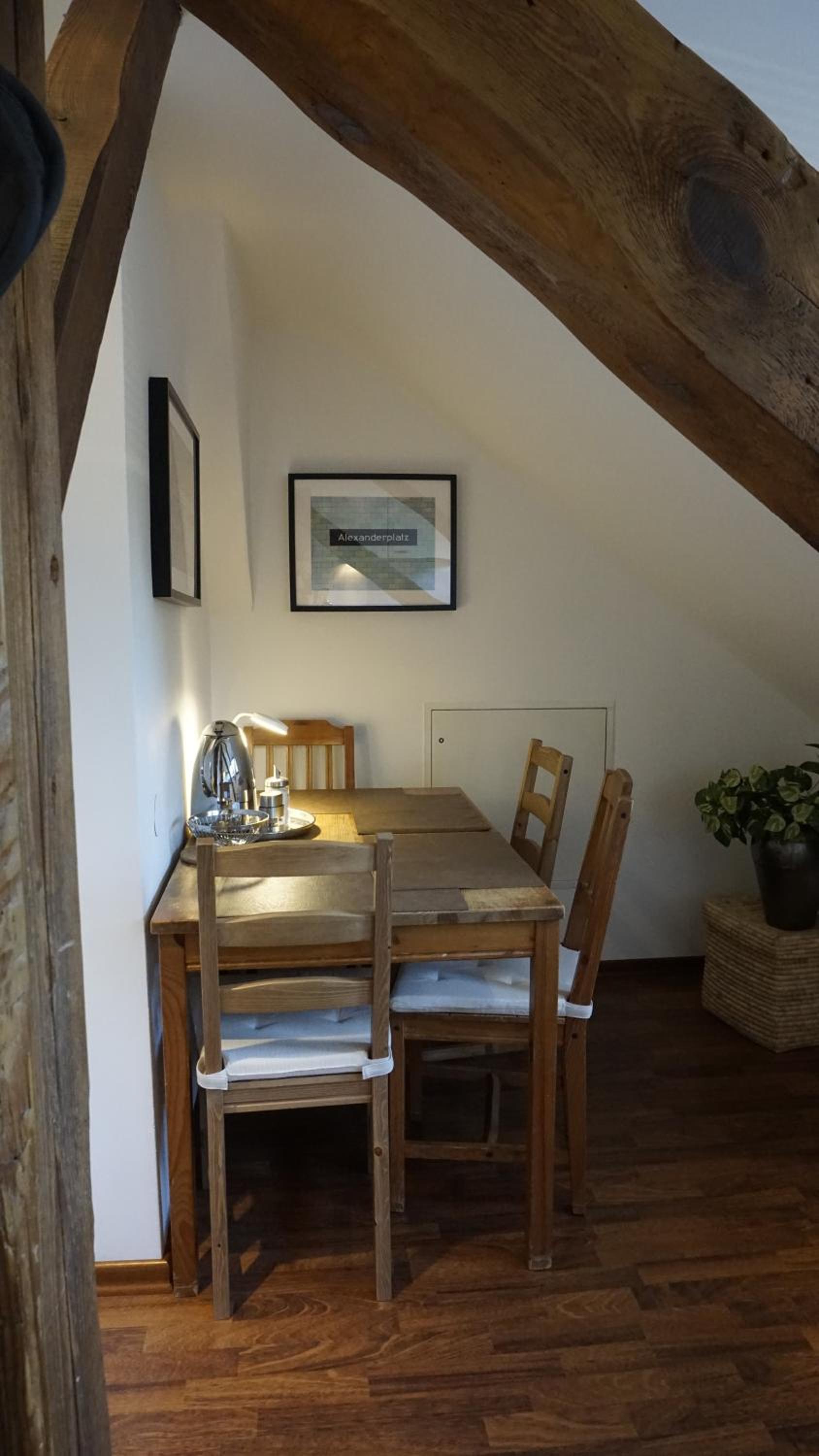 Zentrale Wohnung im Grünen!