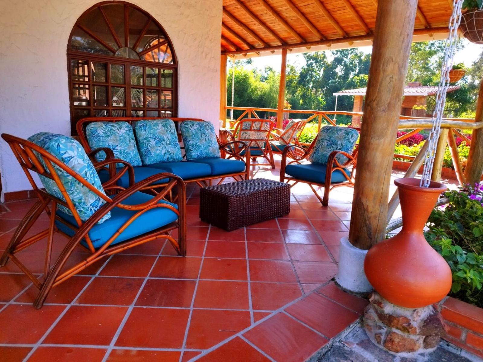 HERMOSA CABAÑA VILLA JULIA MESA DE LOS SANTOS