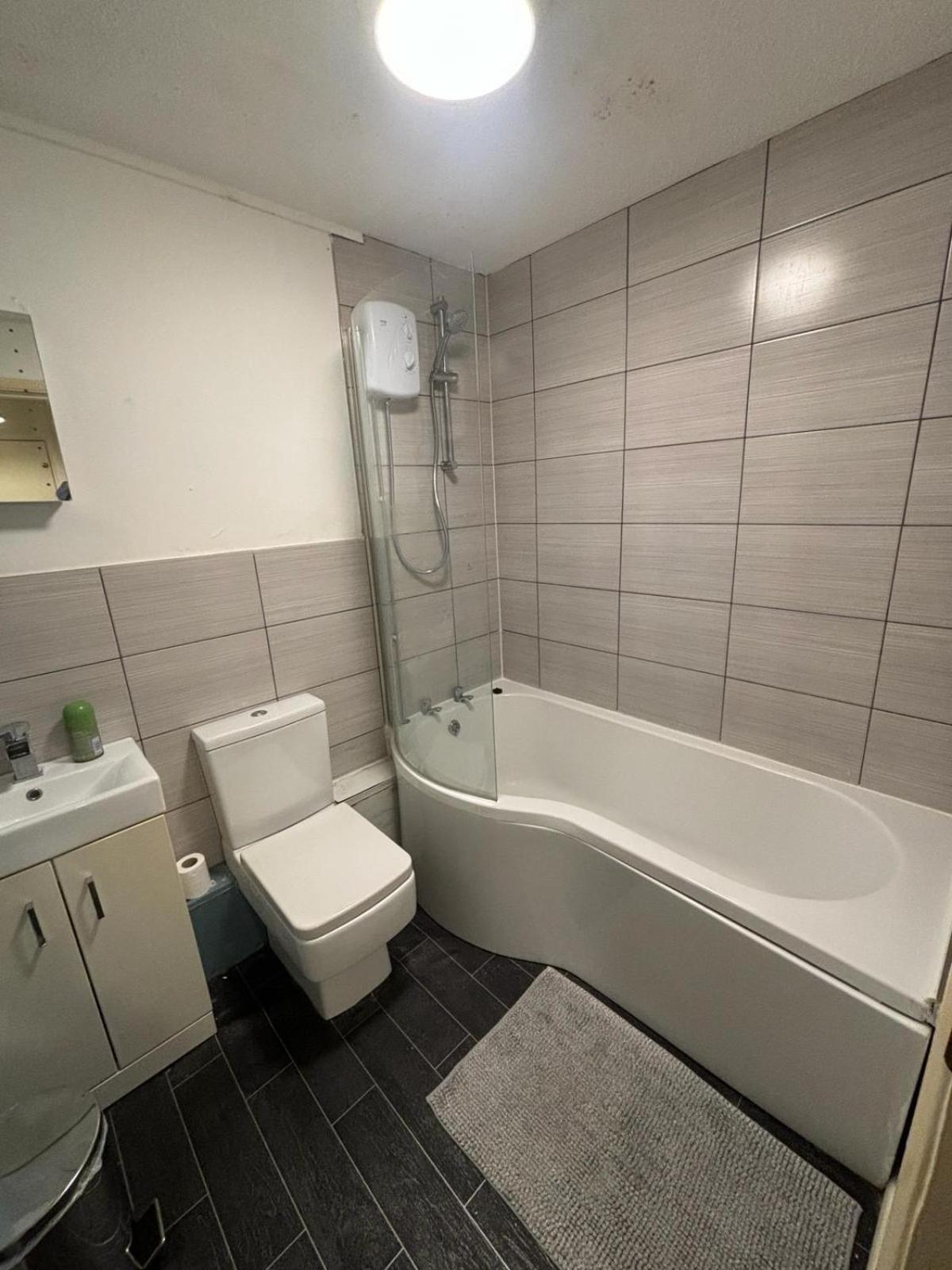 One bedroom flat and spare bed view 4