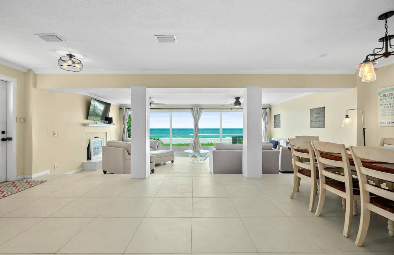 Oceanfront Beach Villa on Daytona Beach Shores view 3