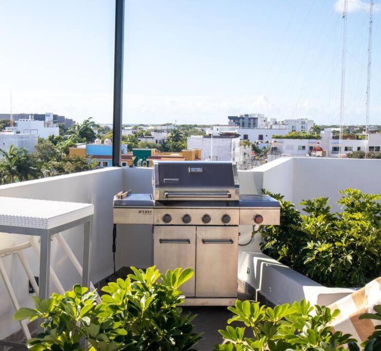 Meliora Luxury Condo with Amazing Location! view 3
