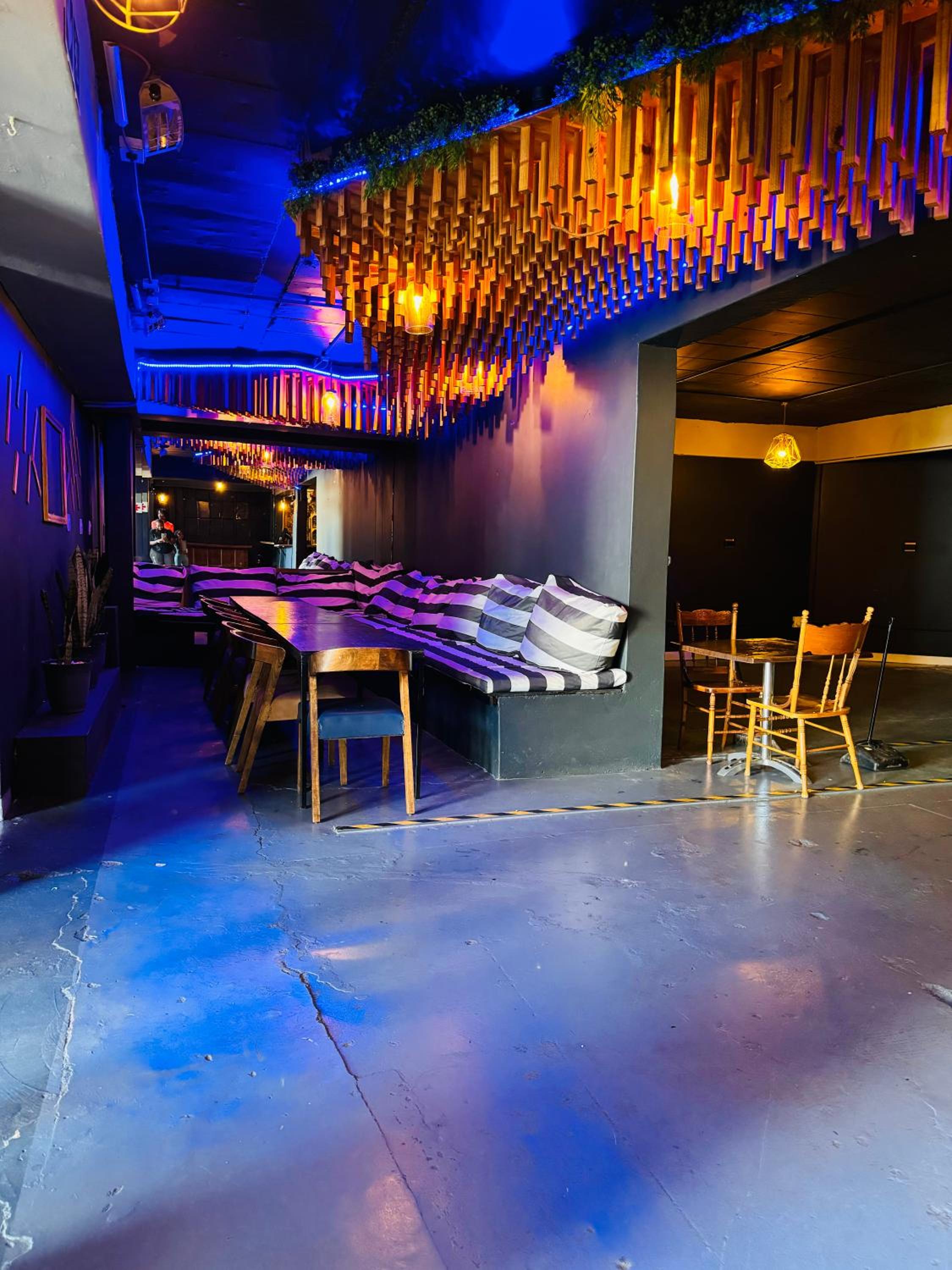 2 bedrooms, 2 bathrooms apartment in Maboneng with Unlimited WiFi