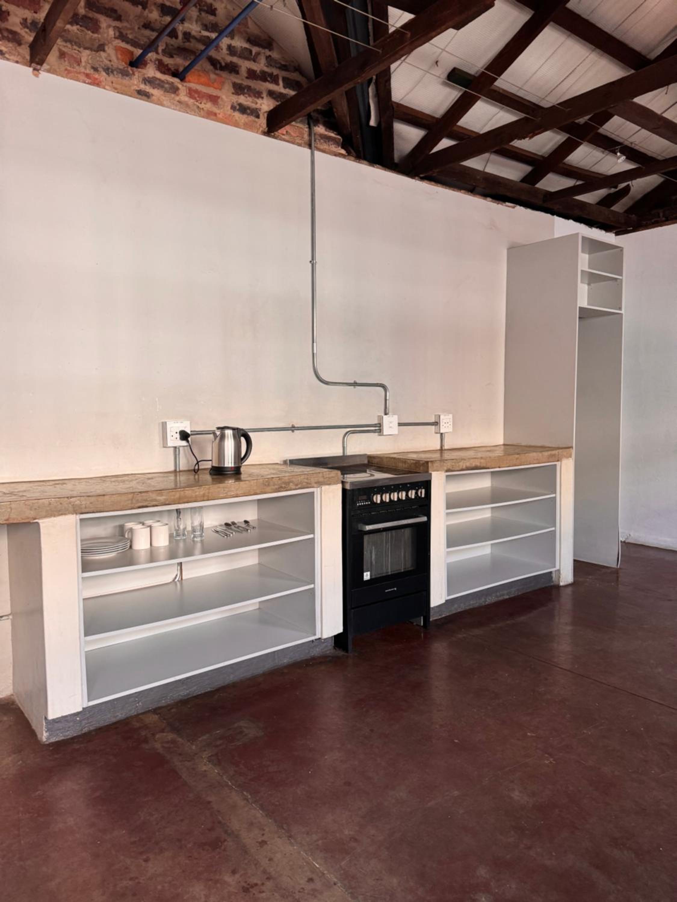 2 bedrooms, 2 bathrooms apartment in Maboneng with Unlimited WiFi