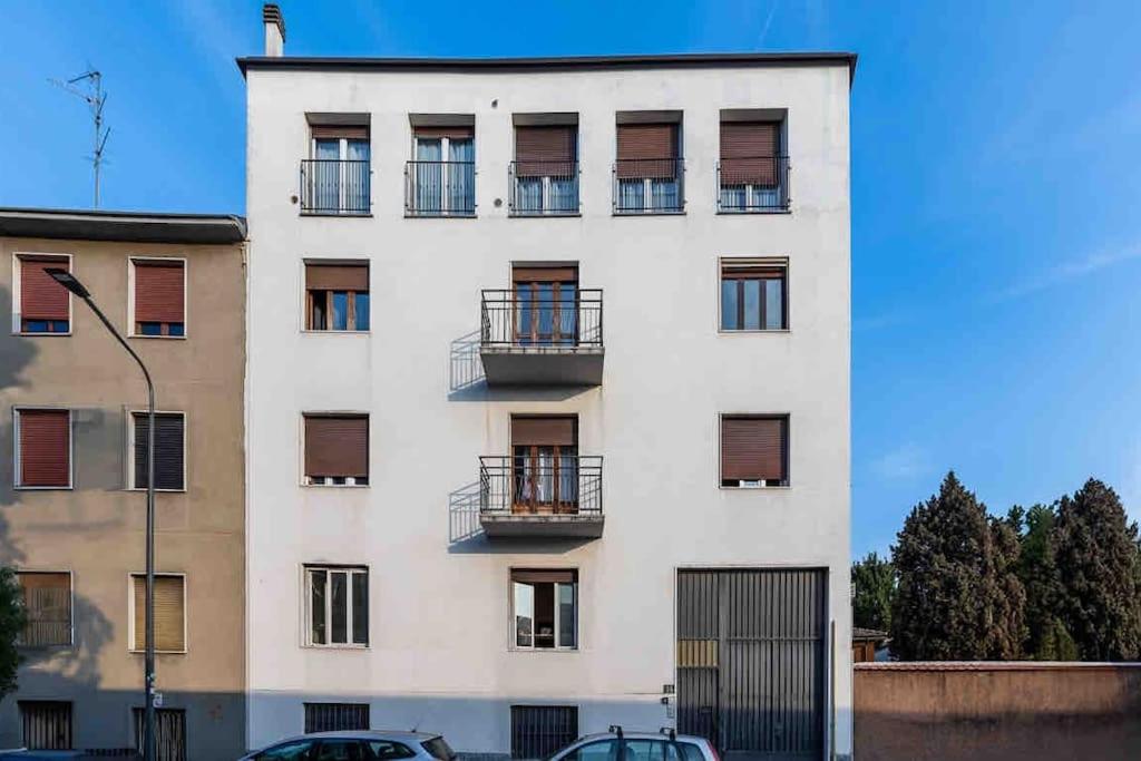 Dynamic Suite in Milan (Near S.Raffaele Hospital)