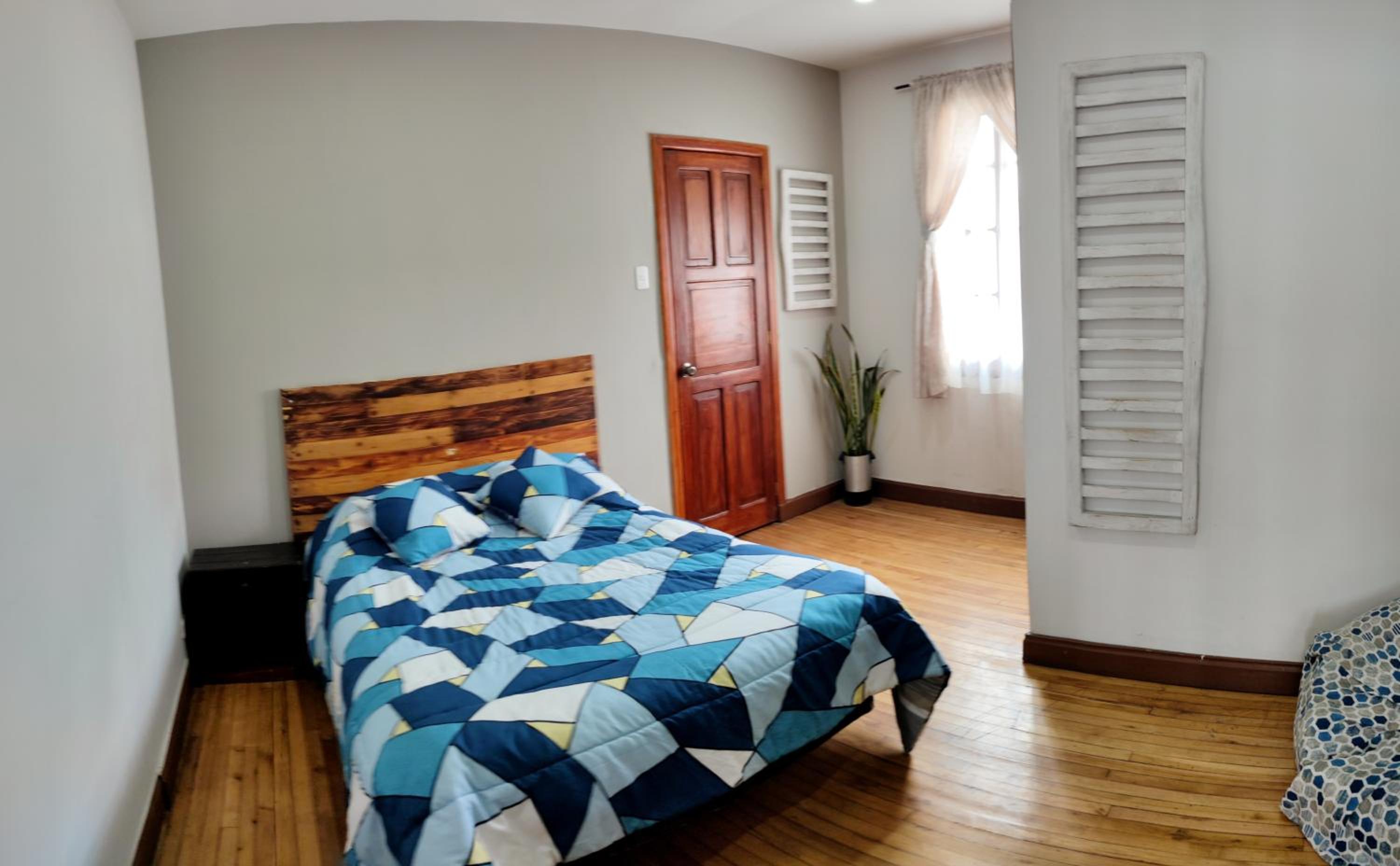 Minka Hostel