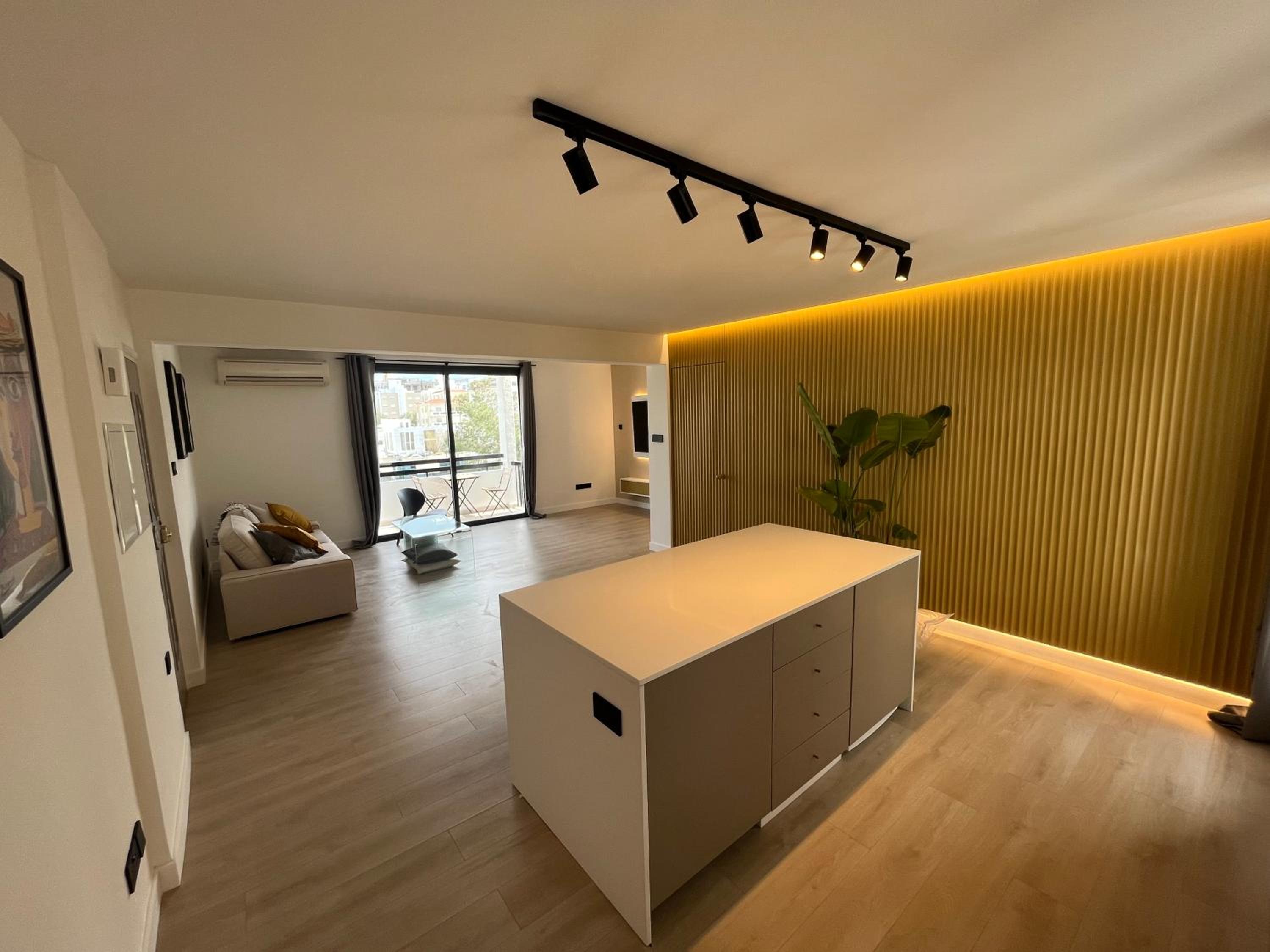 Modern 2bed in the centre