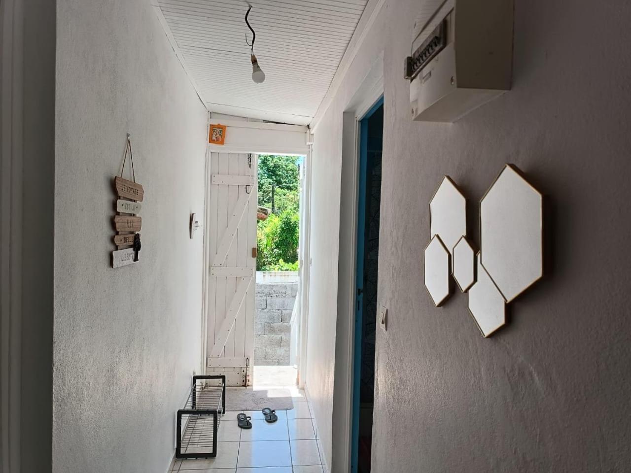 Joli haut de maison indépendant view 3