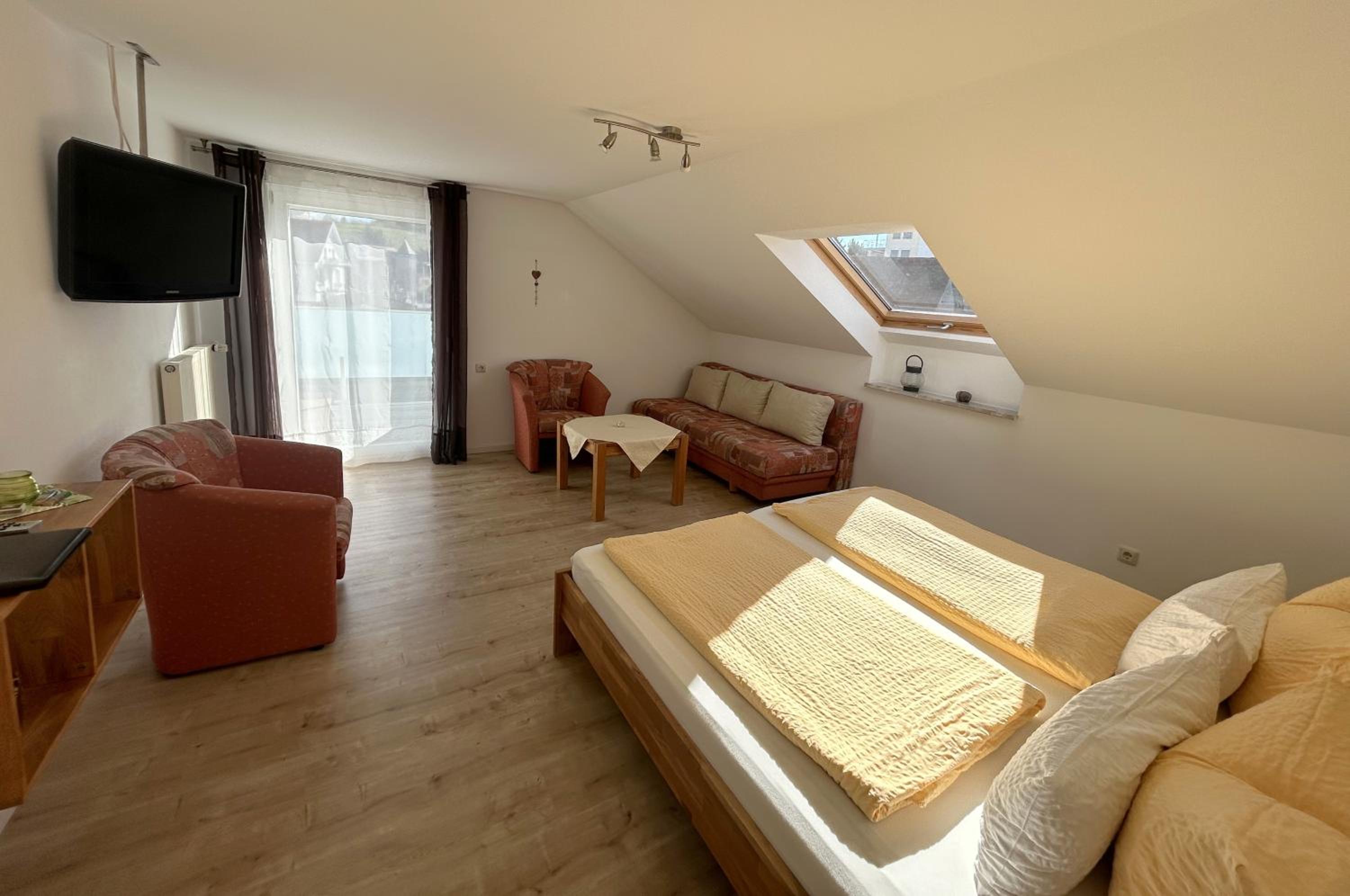 Gästehaus Sommertal, eigener Parkplatz, 800m zum Bodensee, 300m zur Altstadt