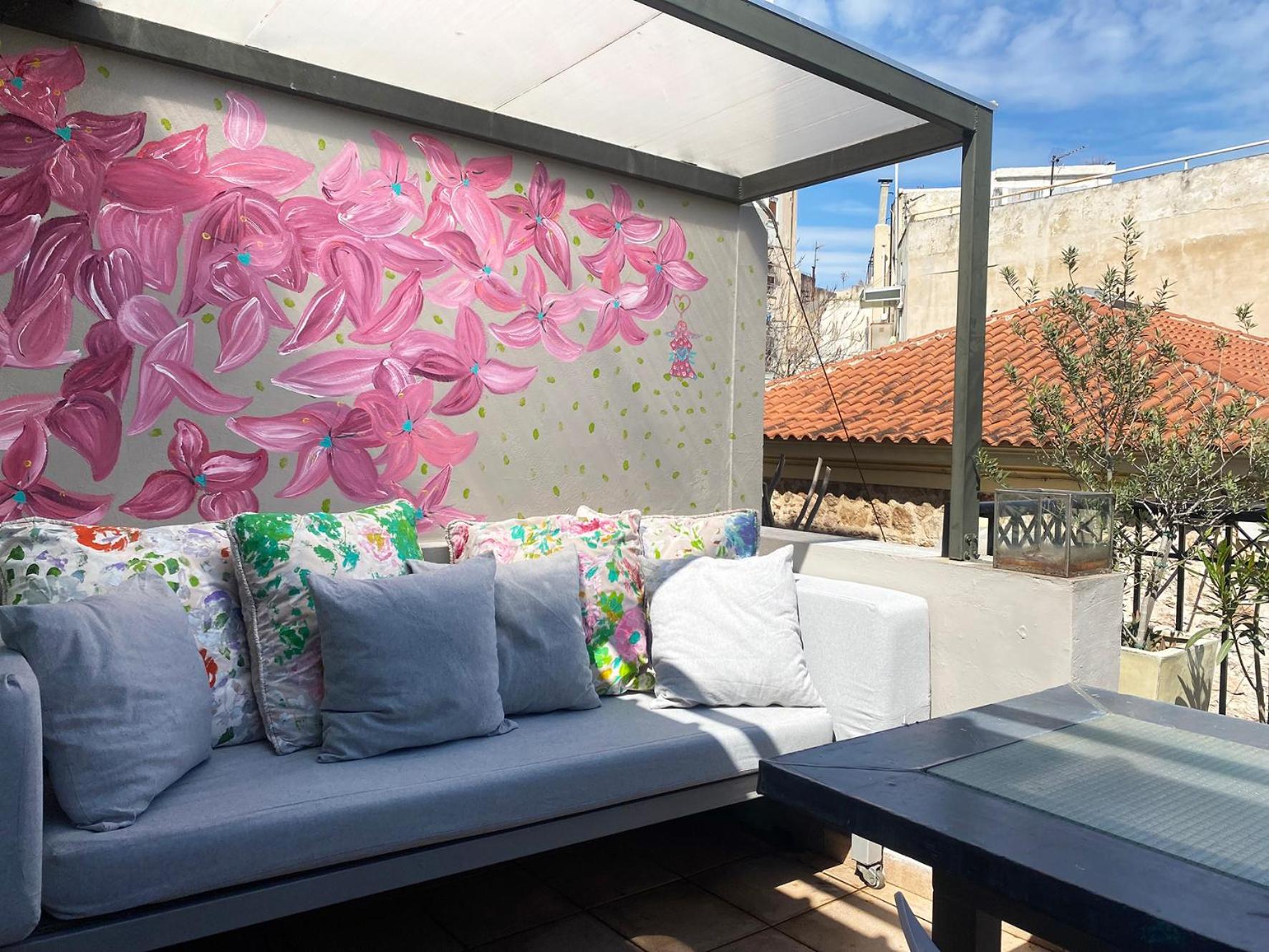 Arthome Acropolis