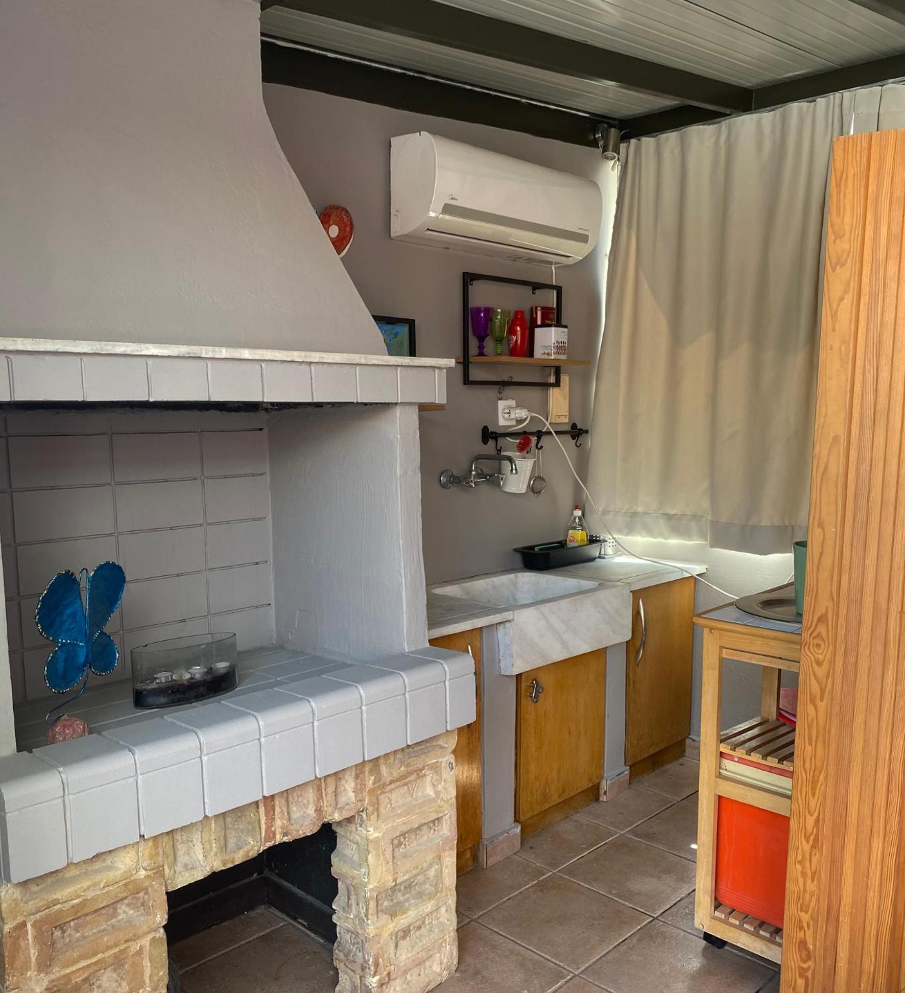 Arthome Acropolis