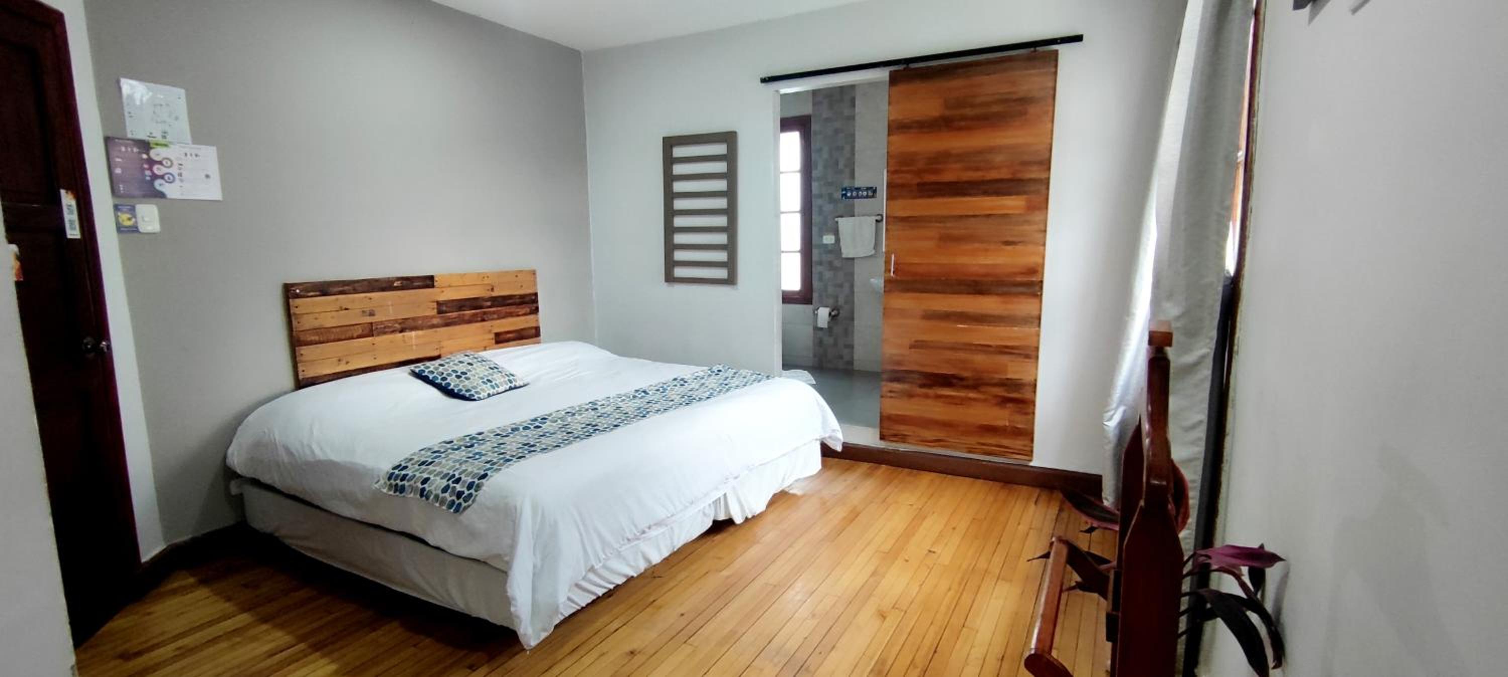 Minka Hostel