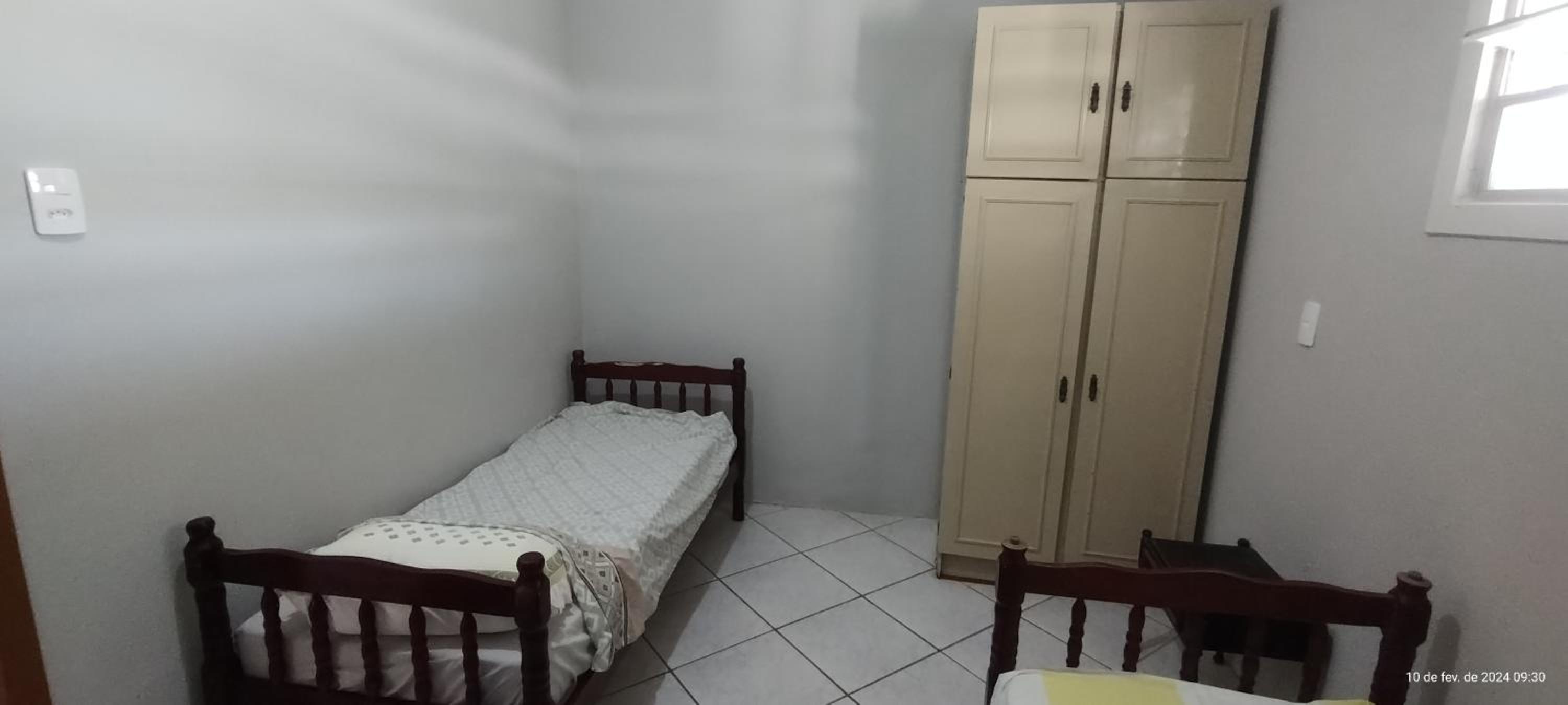 Apartamento Térreo Balneário Rincão com pátio, garagem e churrasqueira