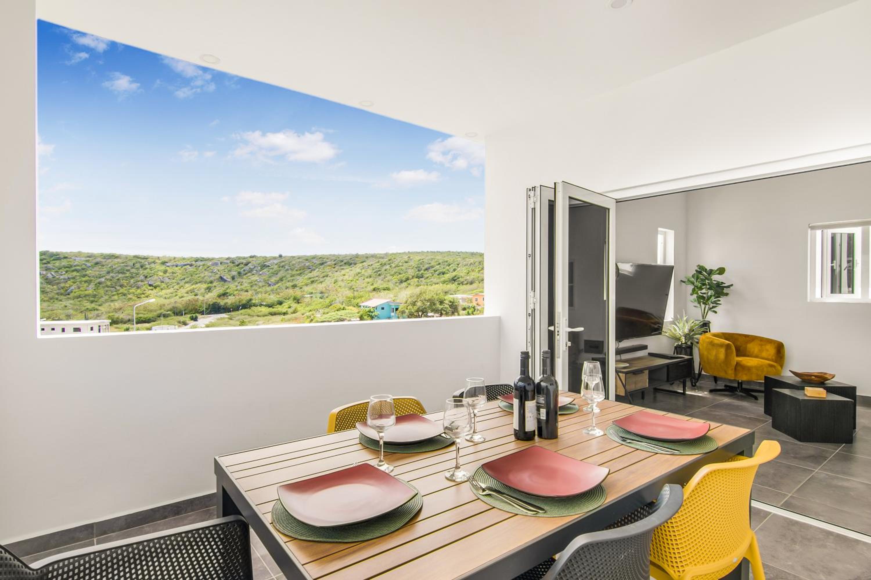 Papaya Resort Curaçao - Modern house with a beautiful view and fresh breeze