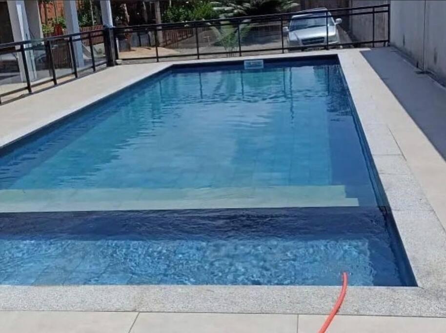 Área aconchegante com piscina