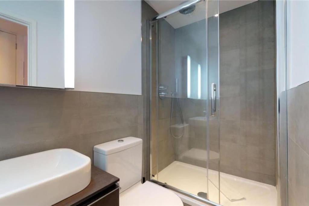 Modern Flat in Camden Town