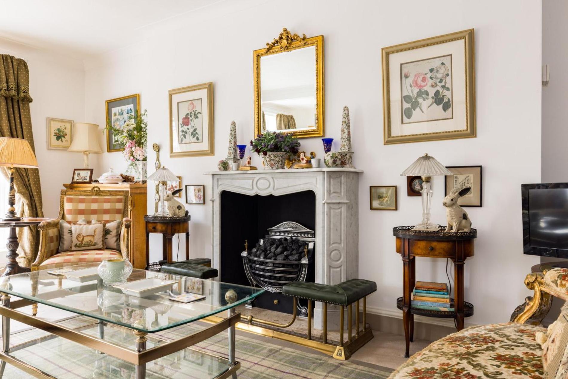The Chelsea Flower - 1 Bedroom with Terrace in Chelsea