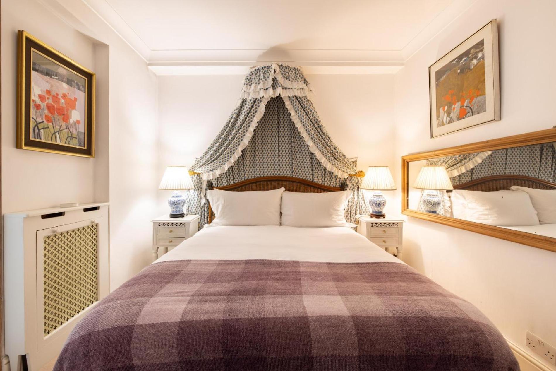 The Chelsea Flower - 1 Bedroom with Terrace in Chelsea