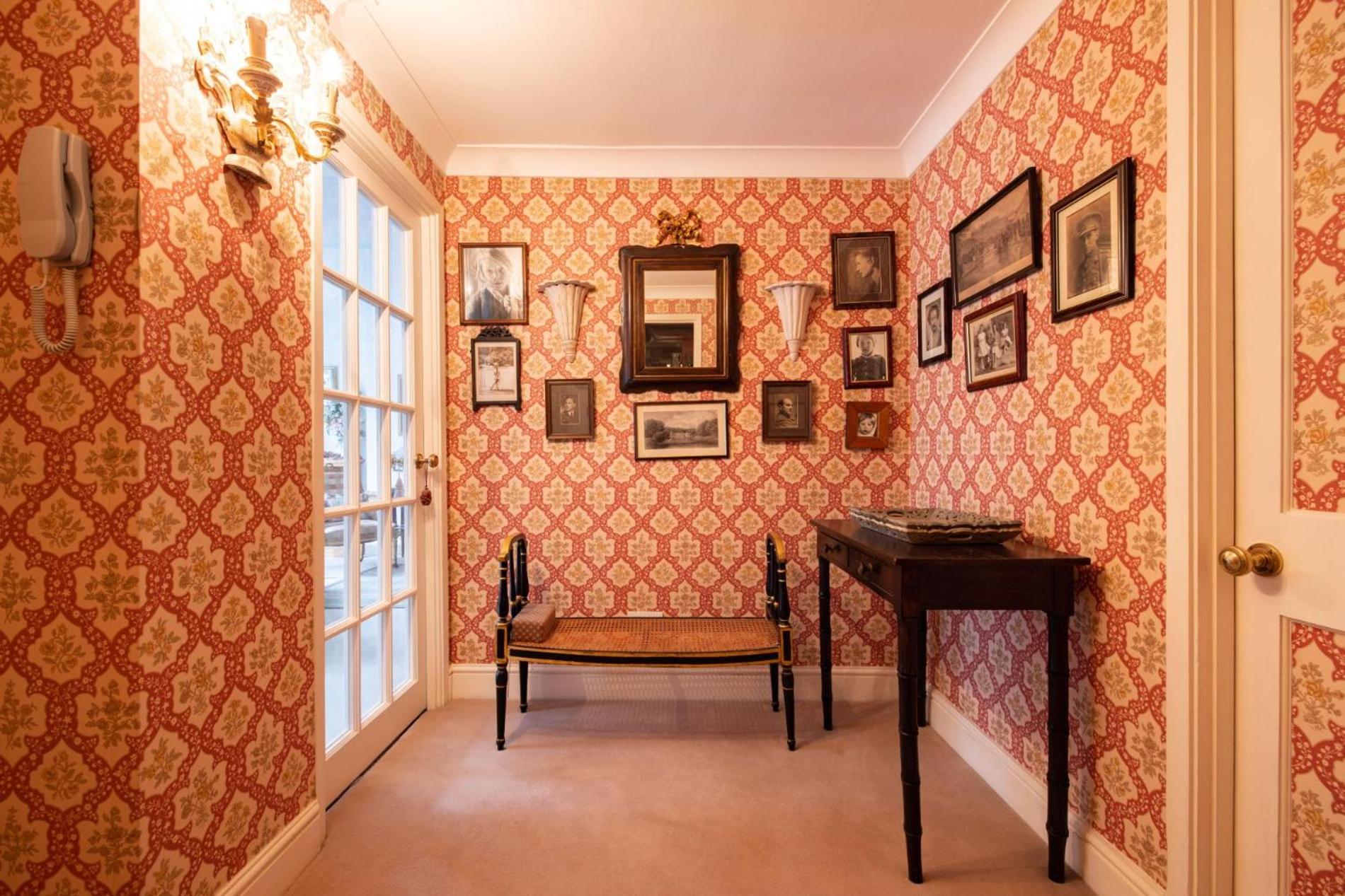 The Chelsea Flower - 1 Bedroom with Terrace in Chelsea