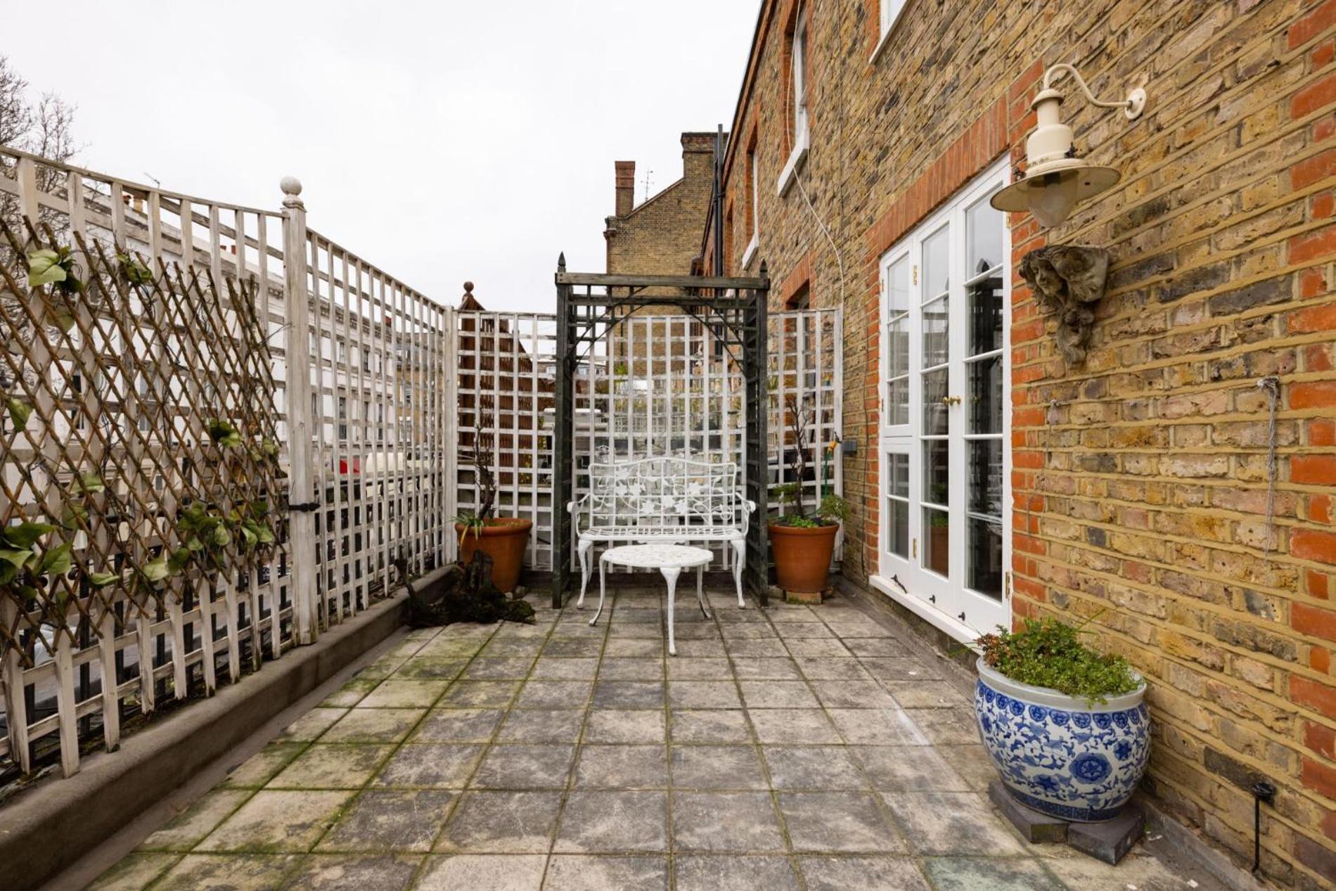 The Chelsea Flower - 1 Bedroom with Terrace in Chelsea