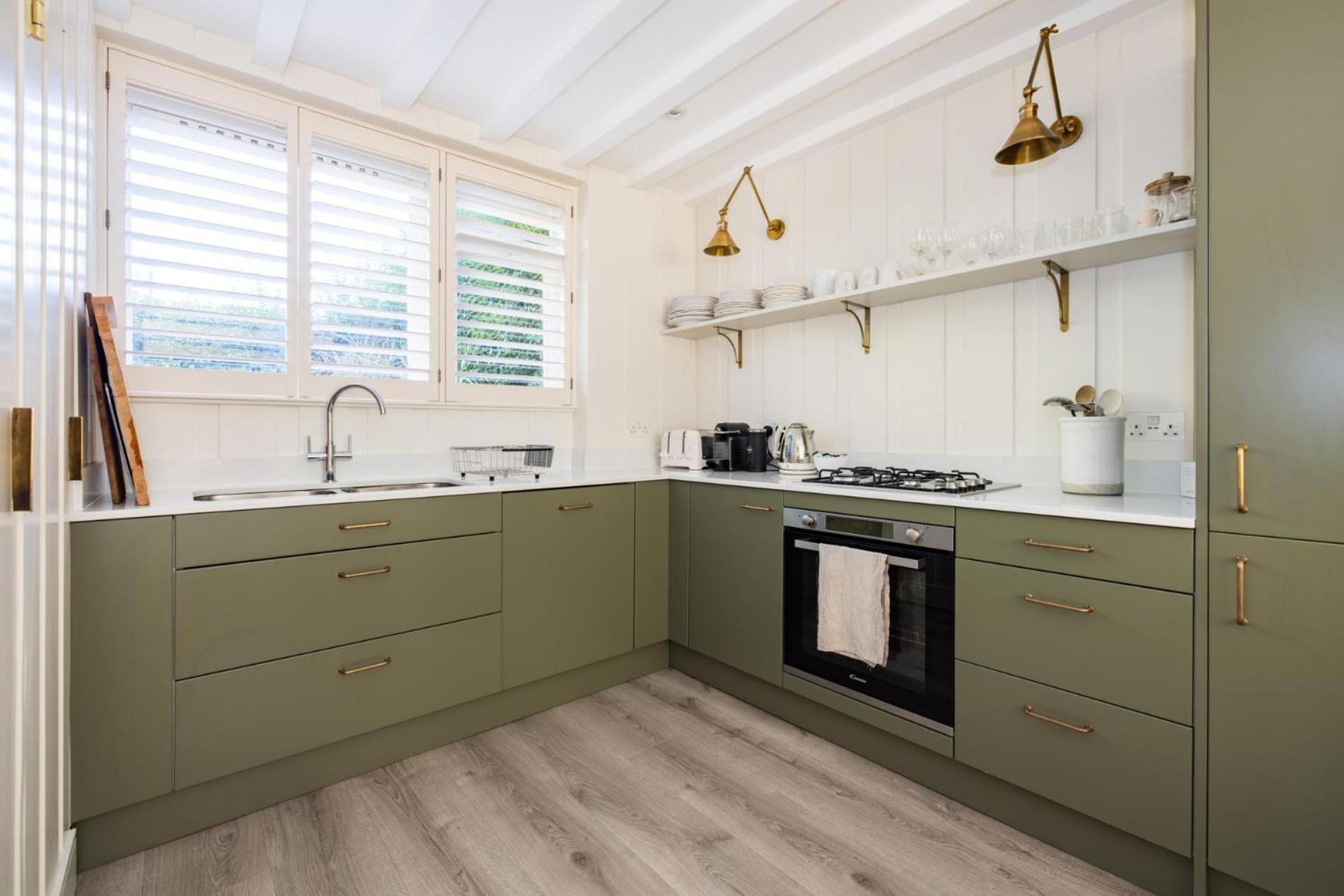 Battersea Set – 3 Bedroom Home with Garden