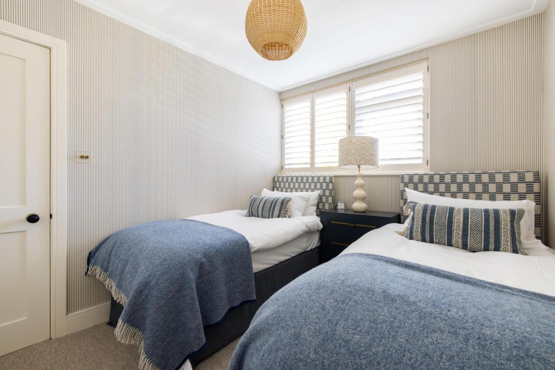 Battersea Set – 3 Bedroom Home with Garden