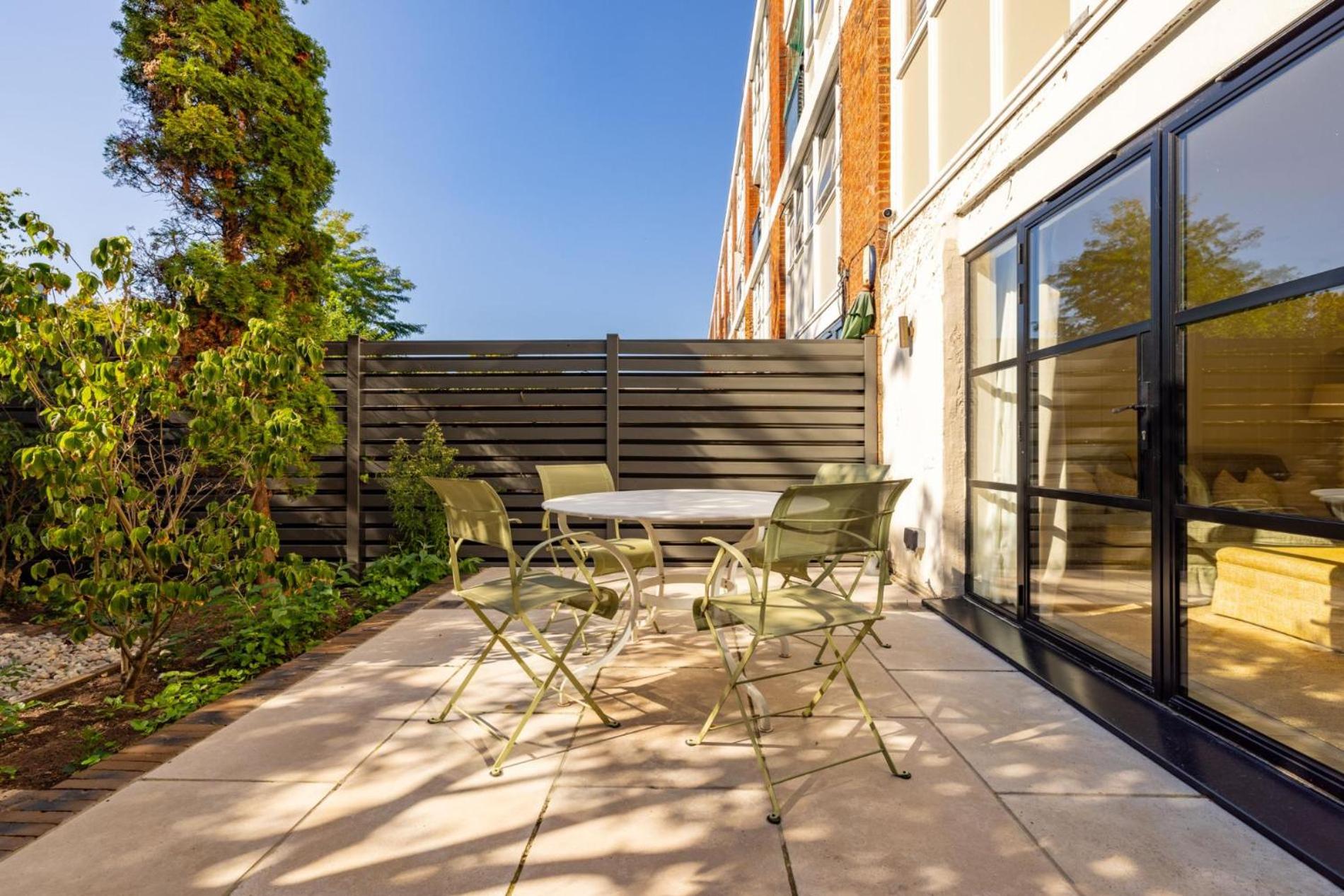 Battersea Set – 3 Bedroom Home with Garden