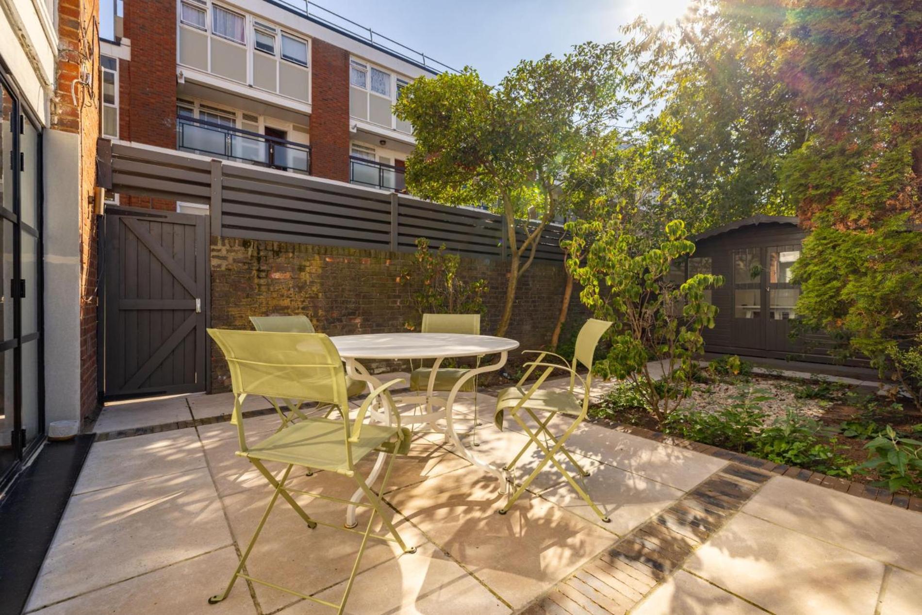 Battersea Set – 3 Bedroom Home with Garden