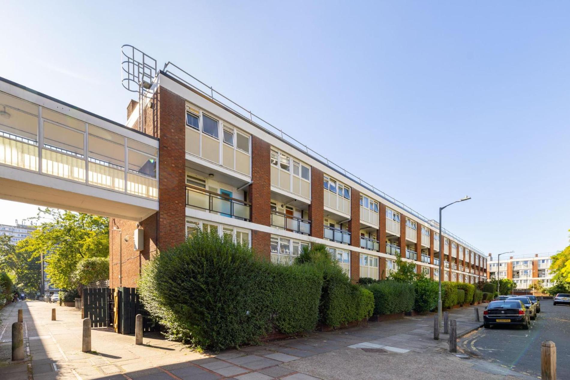 Battersea Set – 3 Bedroom Home with Garden