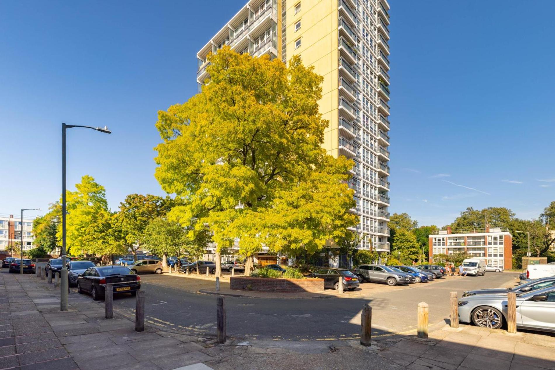 Battersea Set – 3 Bedroom Home with Garden