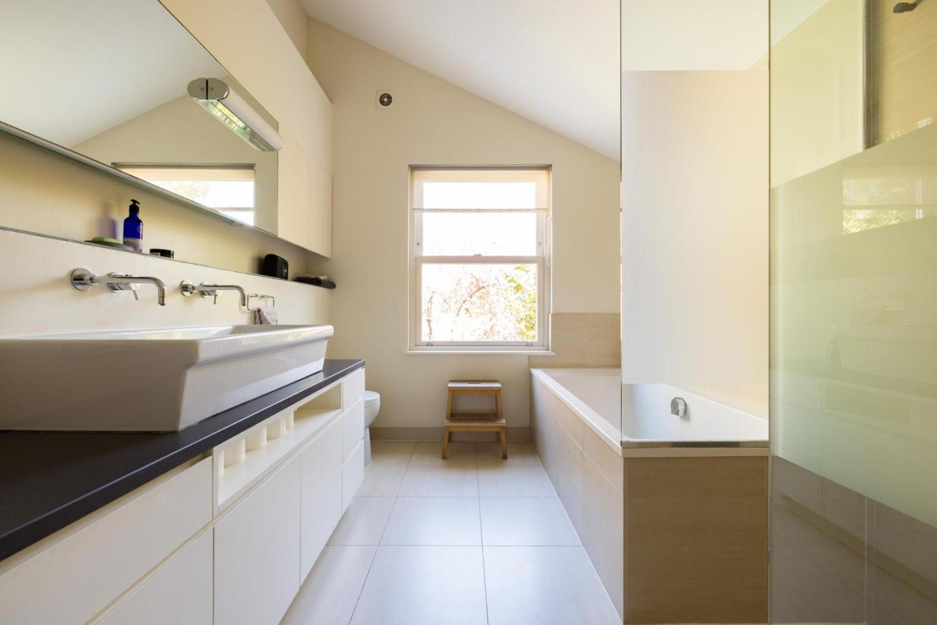 The City Singer - 3 Bedrooms with Garden in Hammersmith