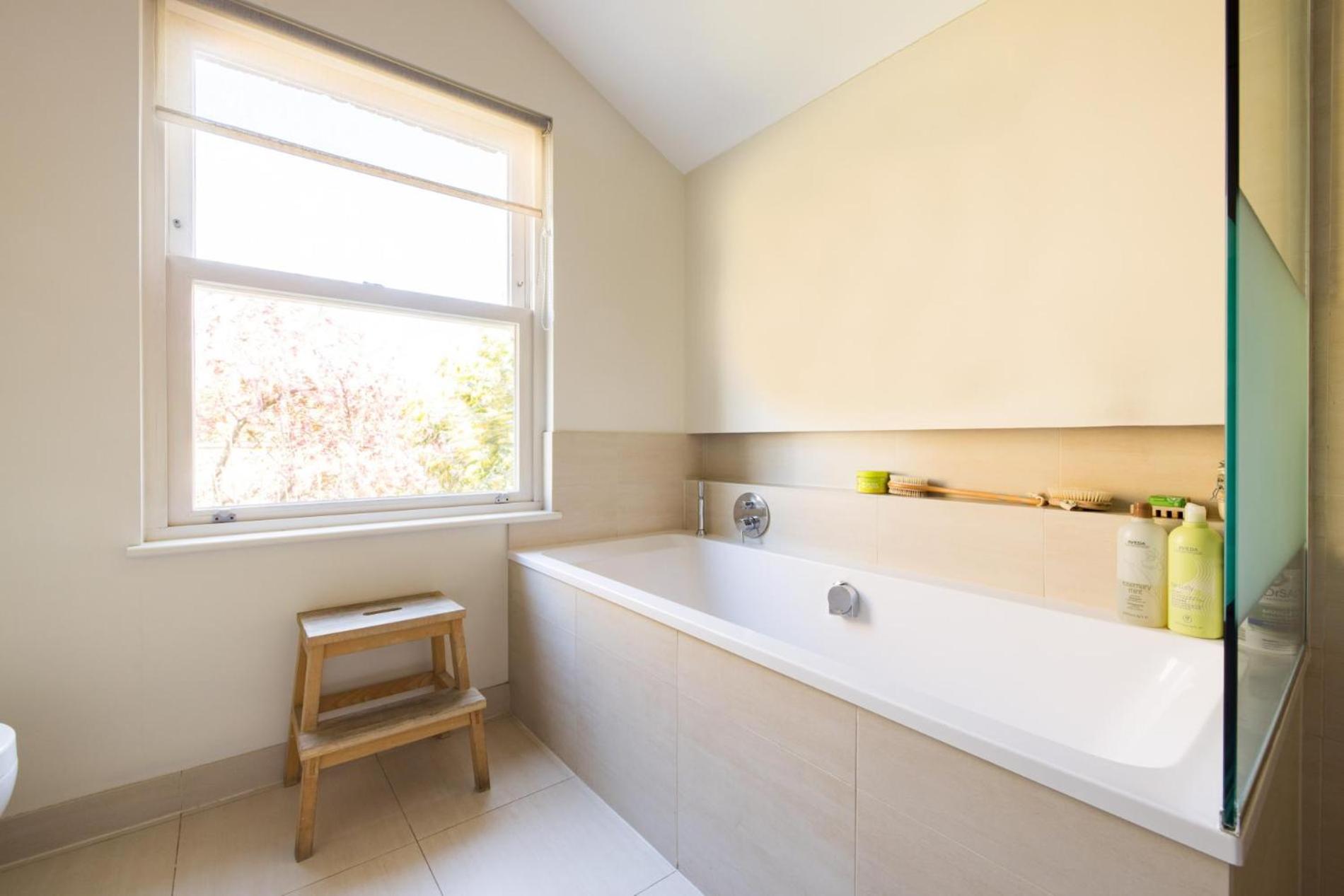 The City Singer - 3 Bedrooms with Garden in Hammersmith