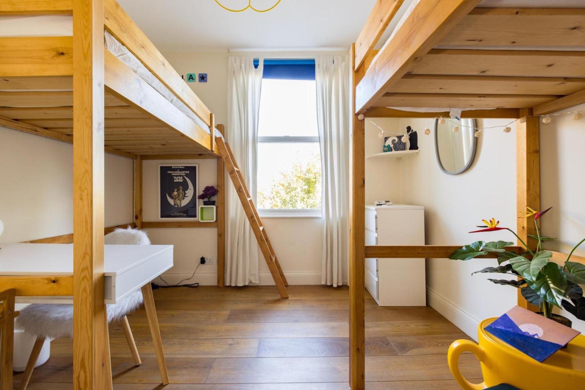 The City Singer - 3 Bedrooms with Garden in Hammersmith