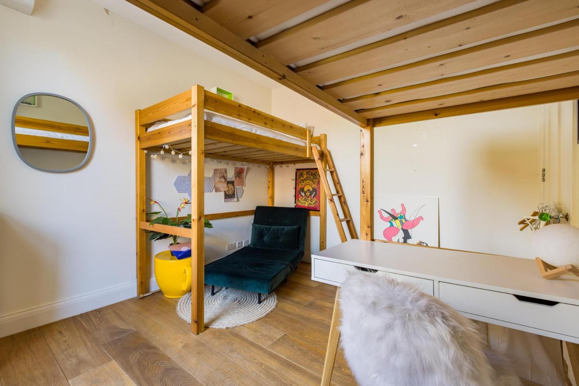 The City Singer - 3 Bedrooms with Garden in Hammersmith