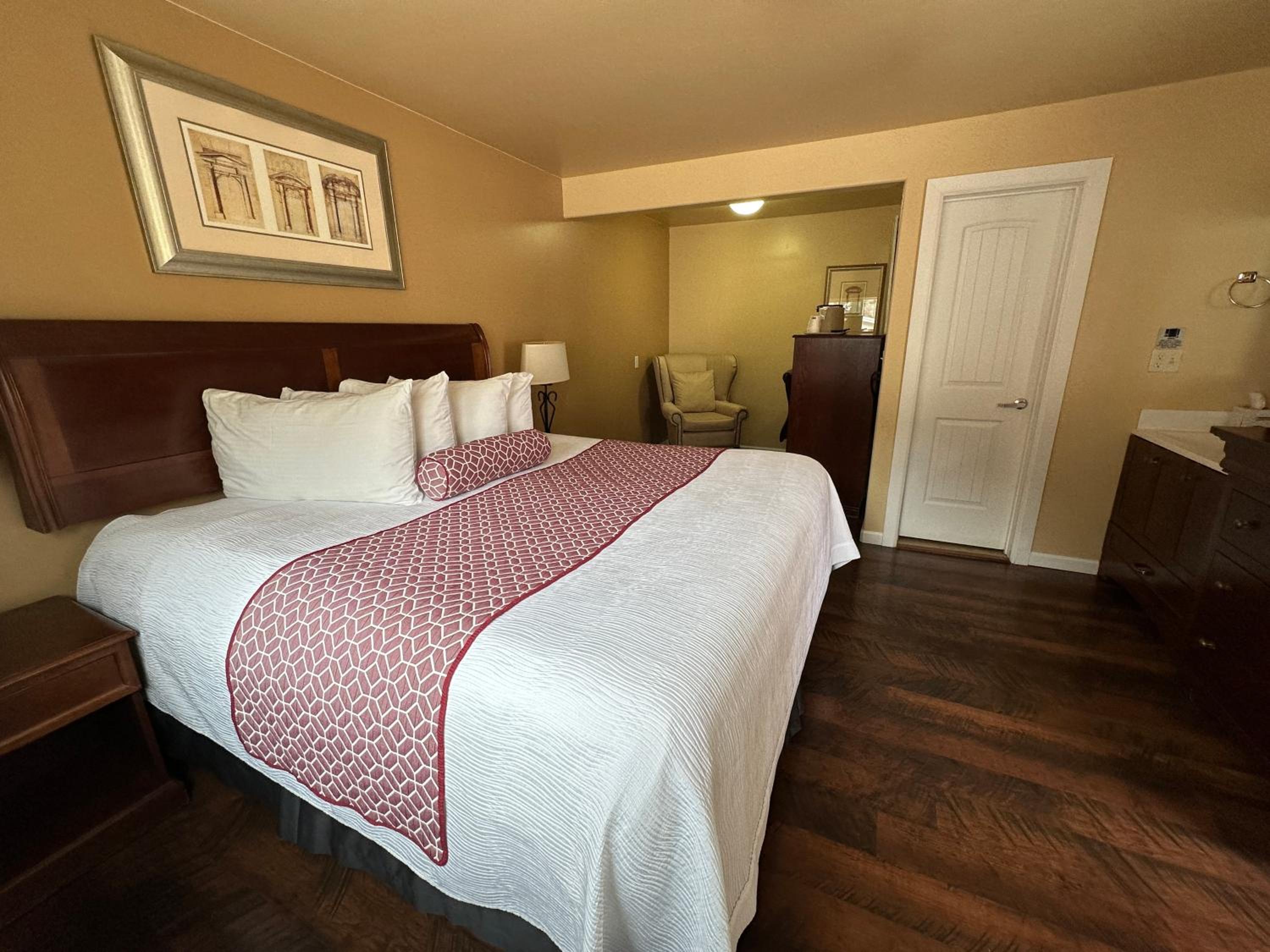 Abram Inn & Suites