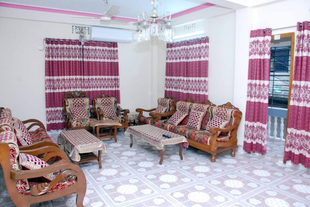 Kazi Lodge