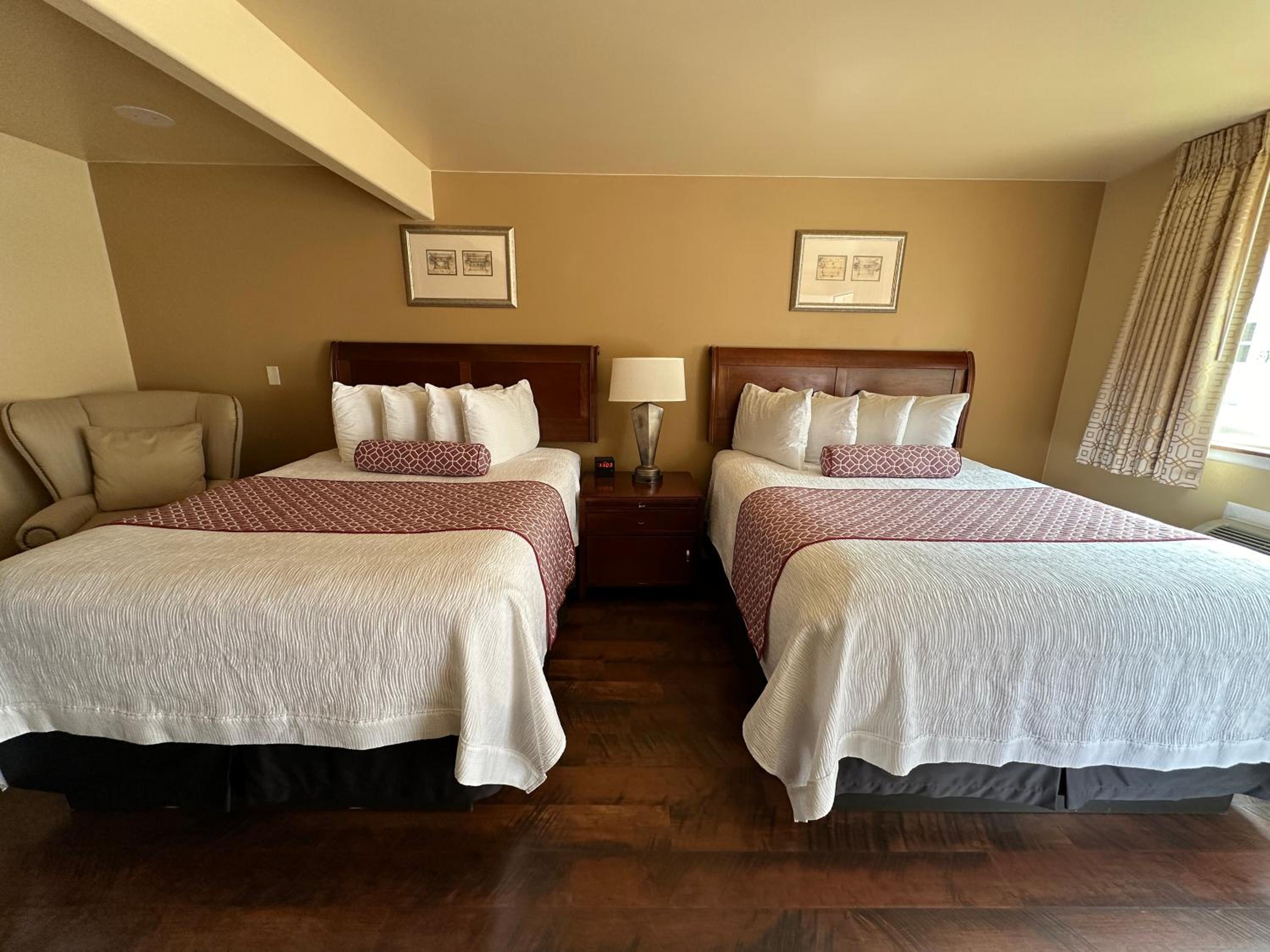 Abram Inn & Suites