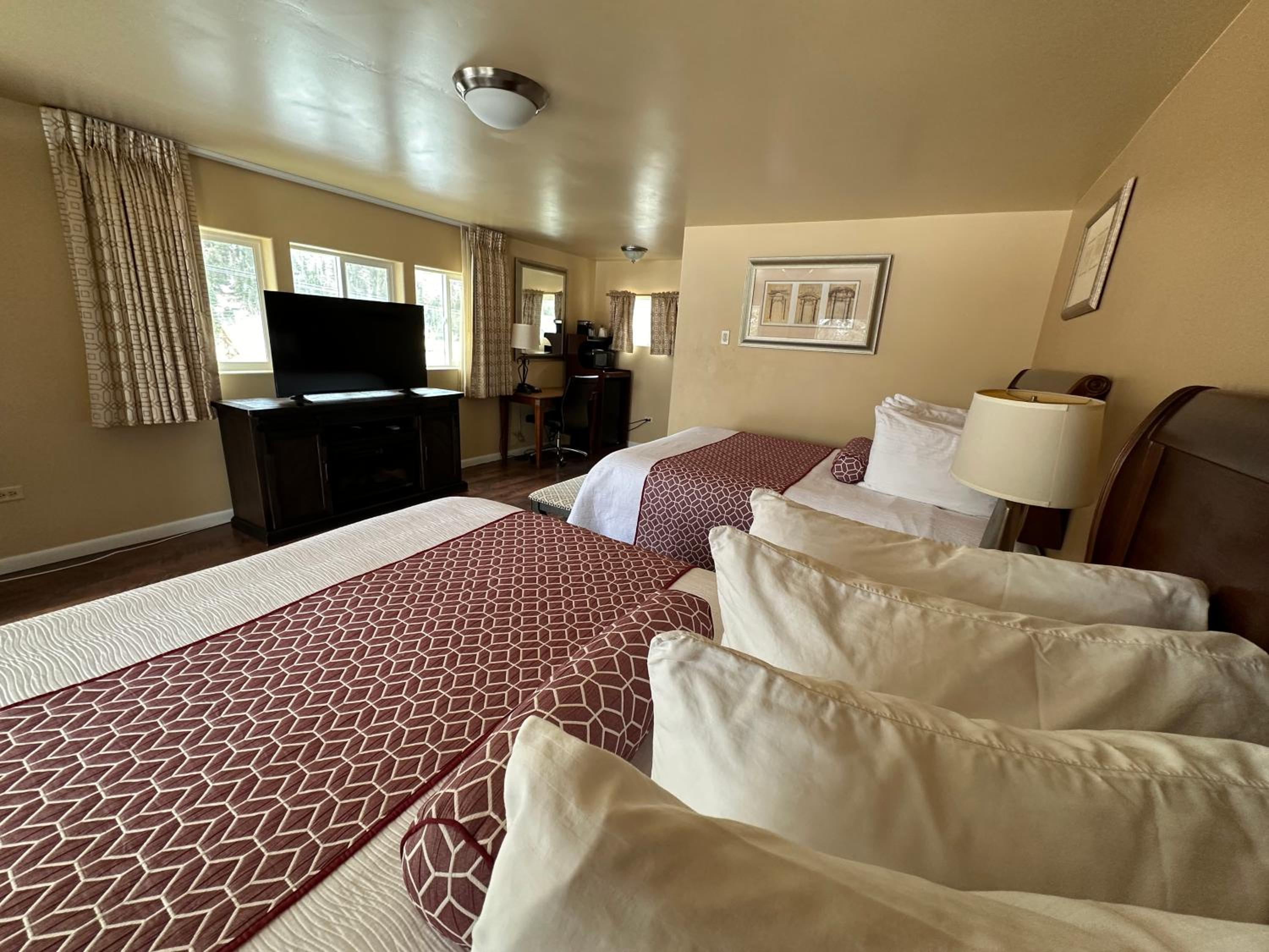 Abram Inn & Suites