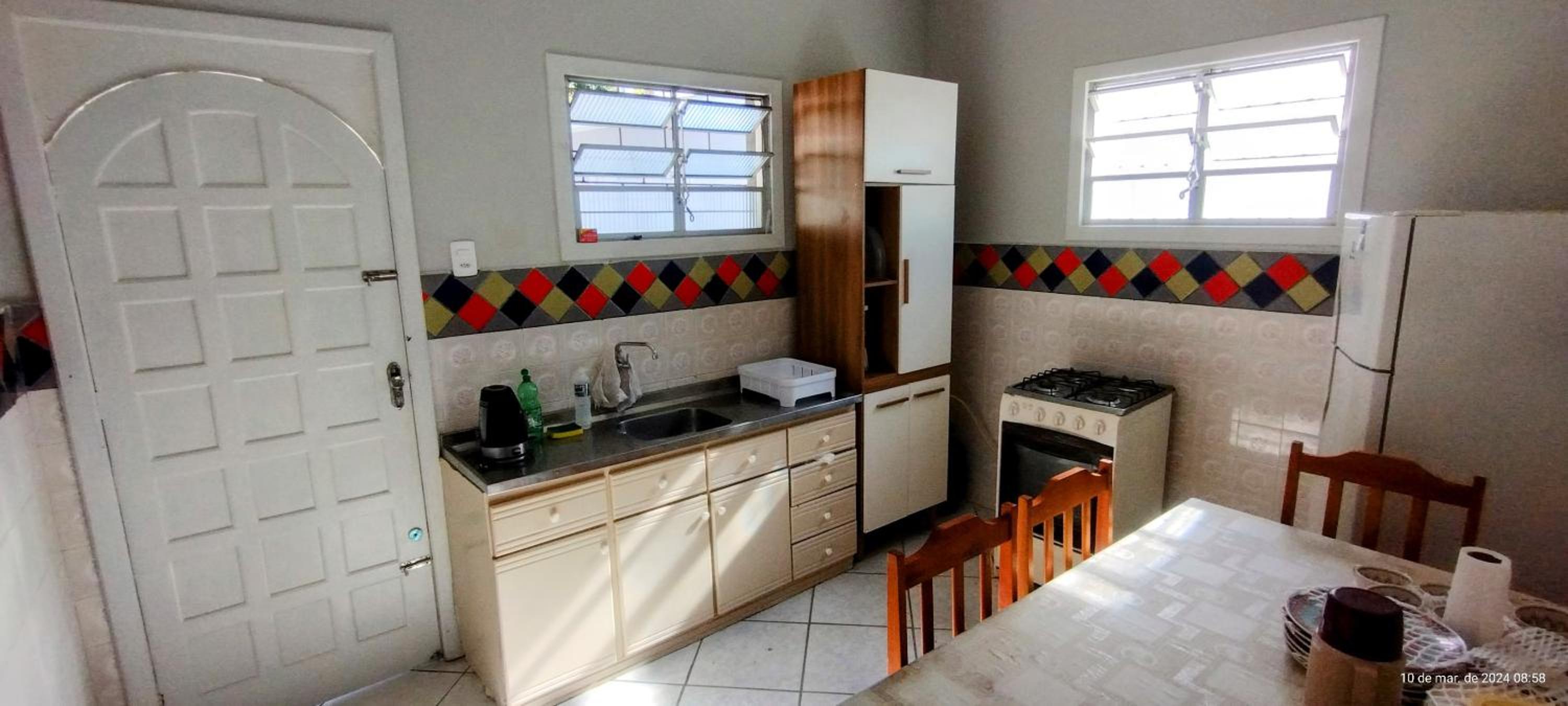 Apartamento Térreo Balneário Rincão com pátio, garagem e churrasqueira