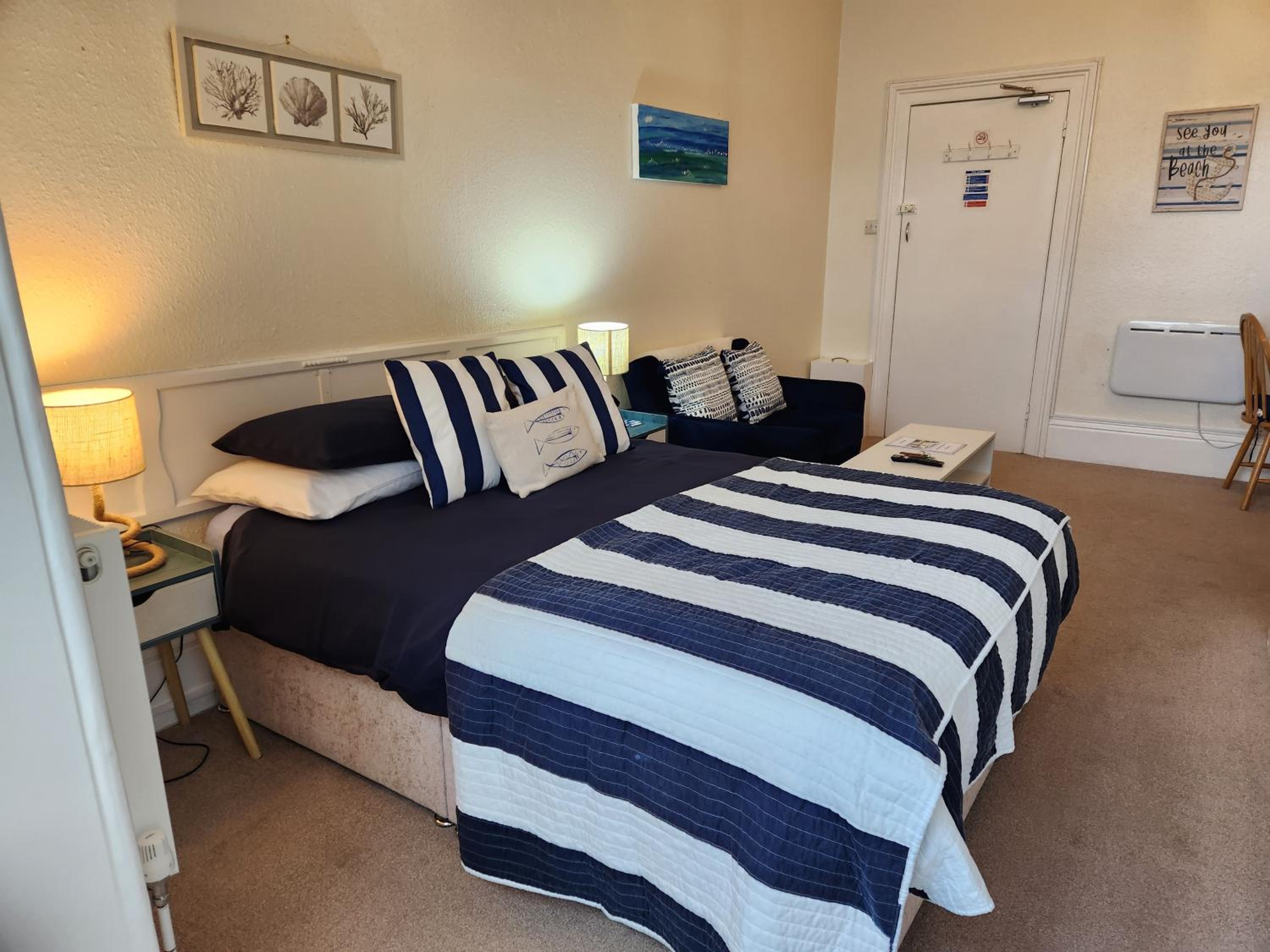 Rose Court Holiday Apartments