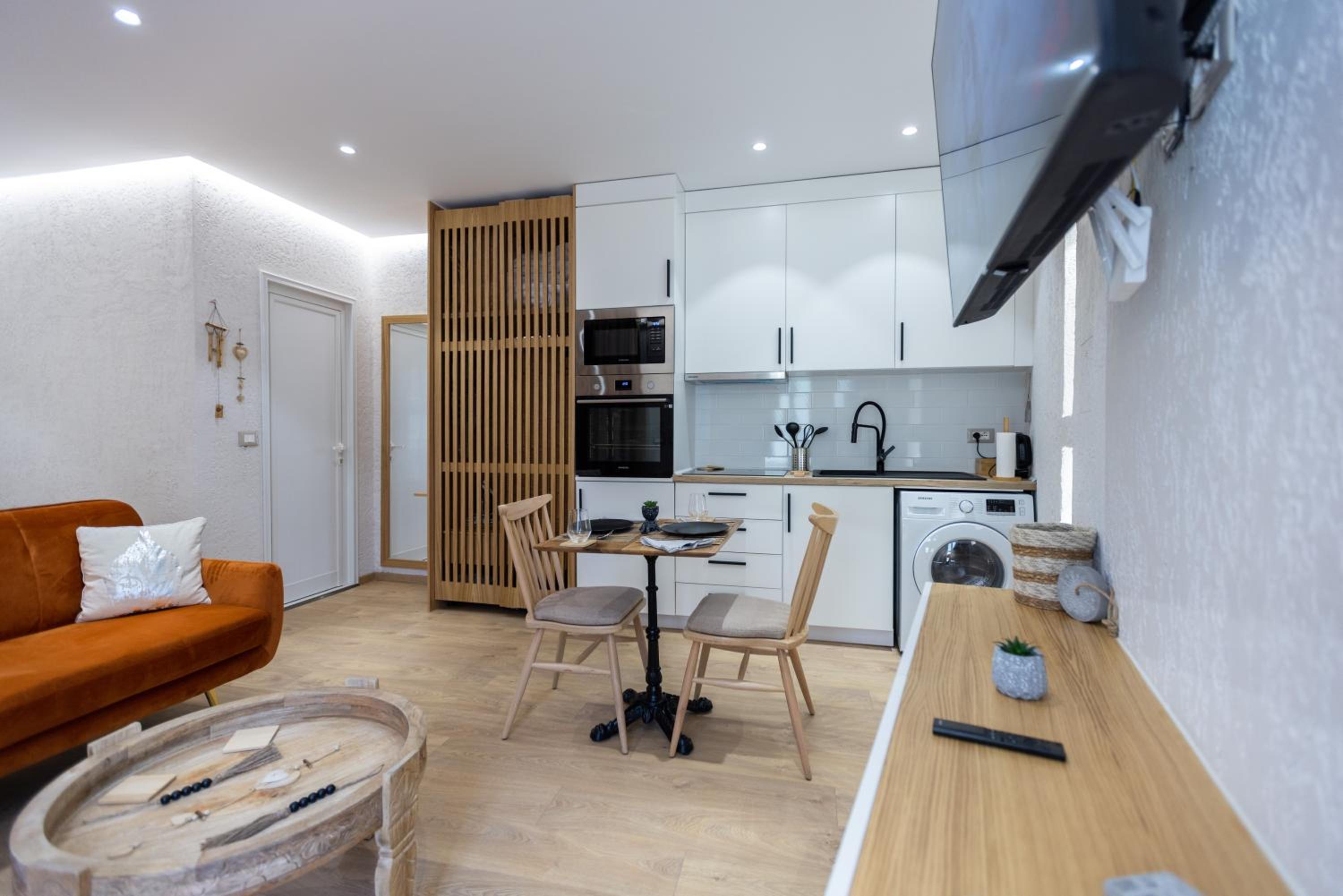 Boho Central Apartment