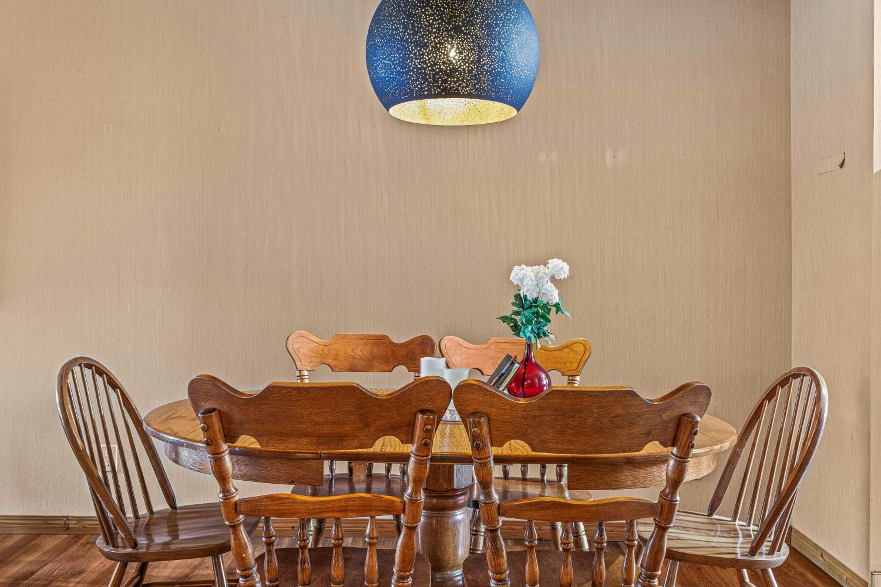 Canmore Vacations - Bow Valley Chalets-Entire 2 Bedrooms townhouse - Property Image 10