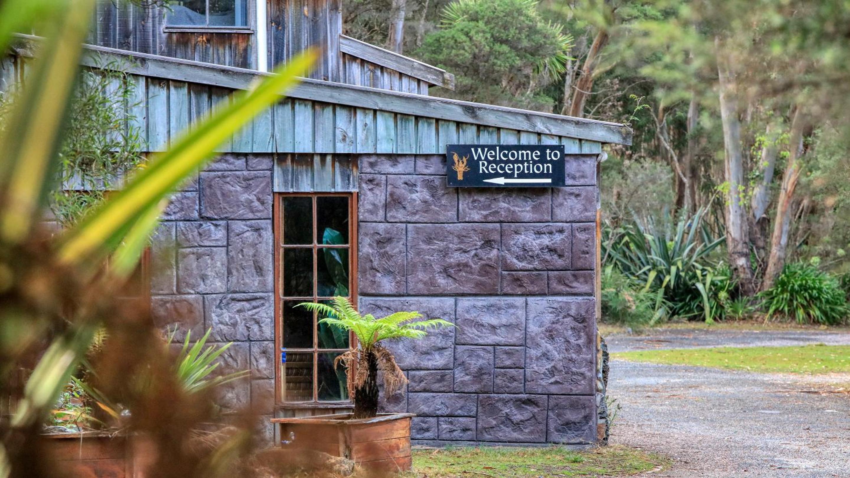 Crayfish Creek Van & Cabin Park
