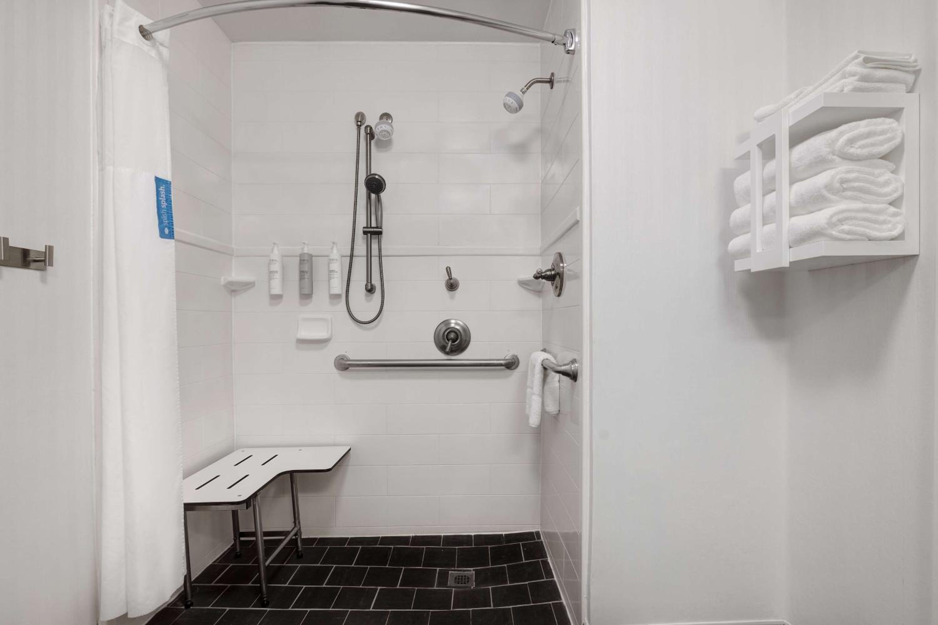 Hampton Inn Natchitoches - Property Image 6