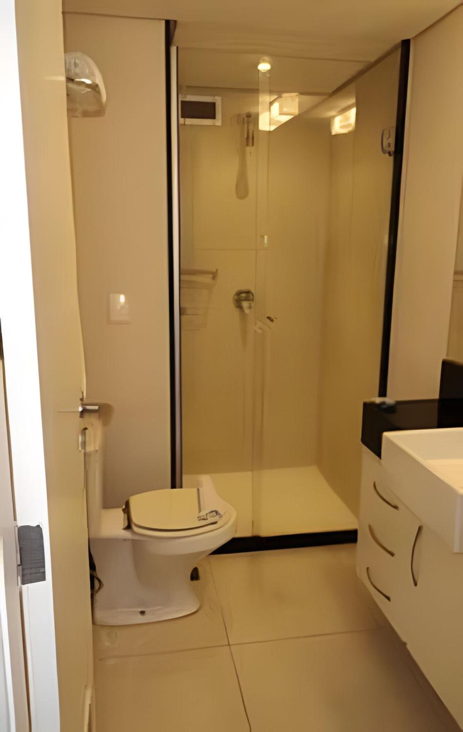 Studio pé na areia, vista, internet e ar