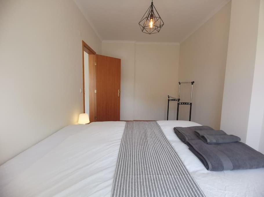 new sunny house! your home Lisbon apartment view 3